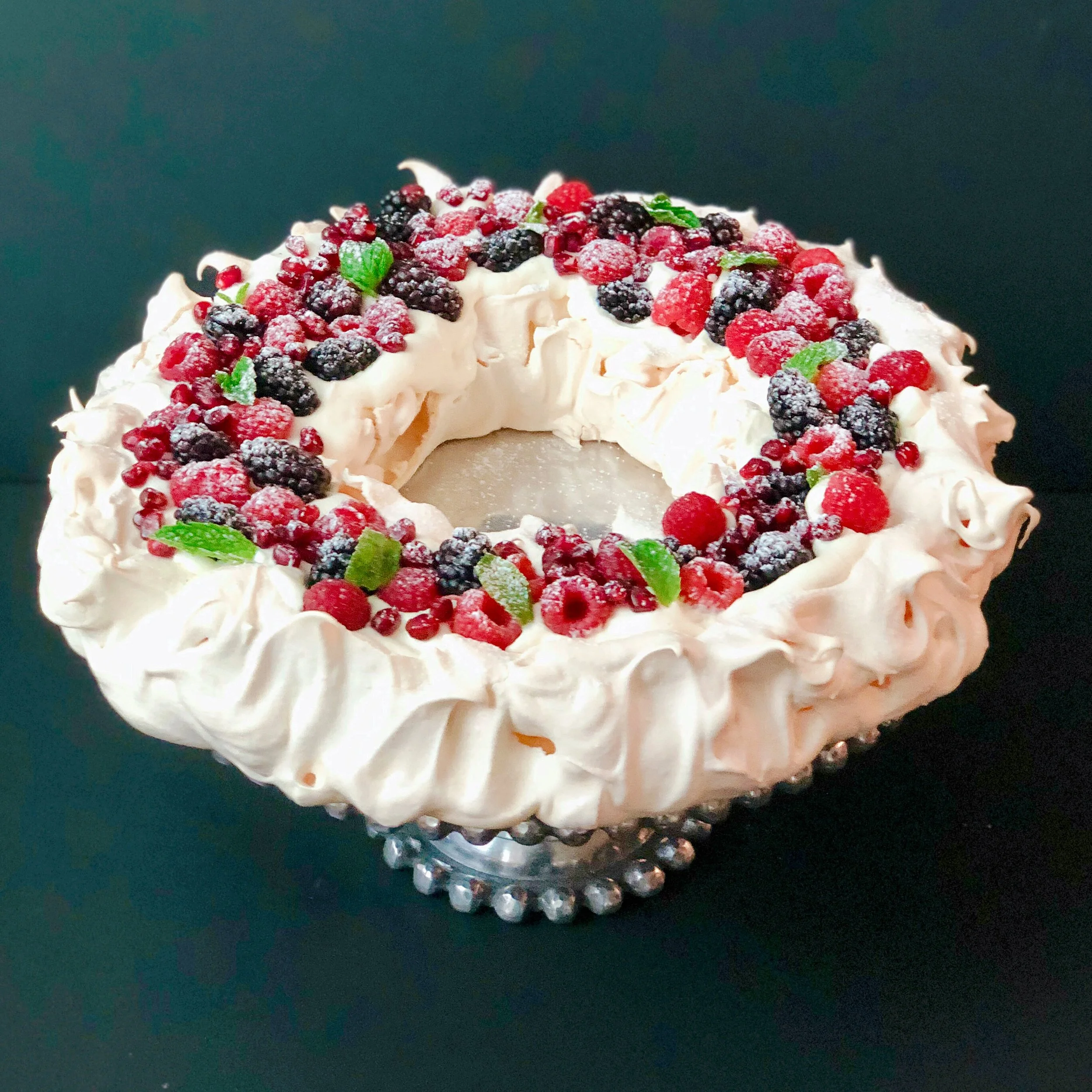 Pavlova Wreath