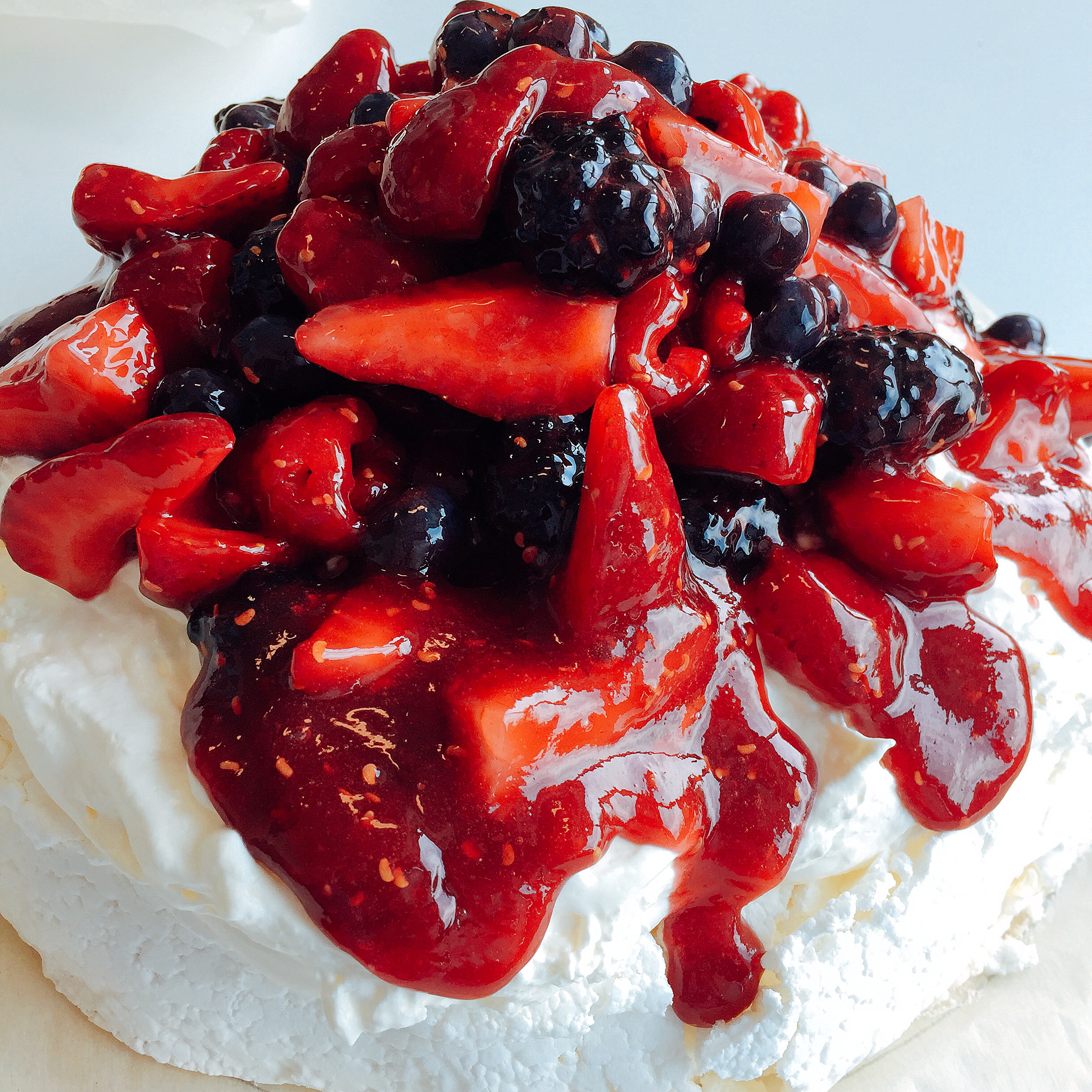 Mixed Berry Pavlova