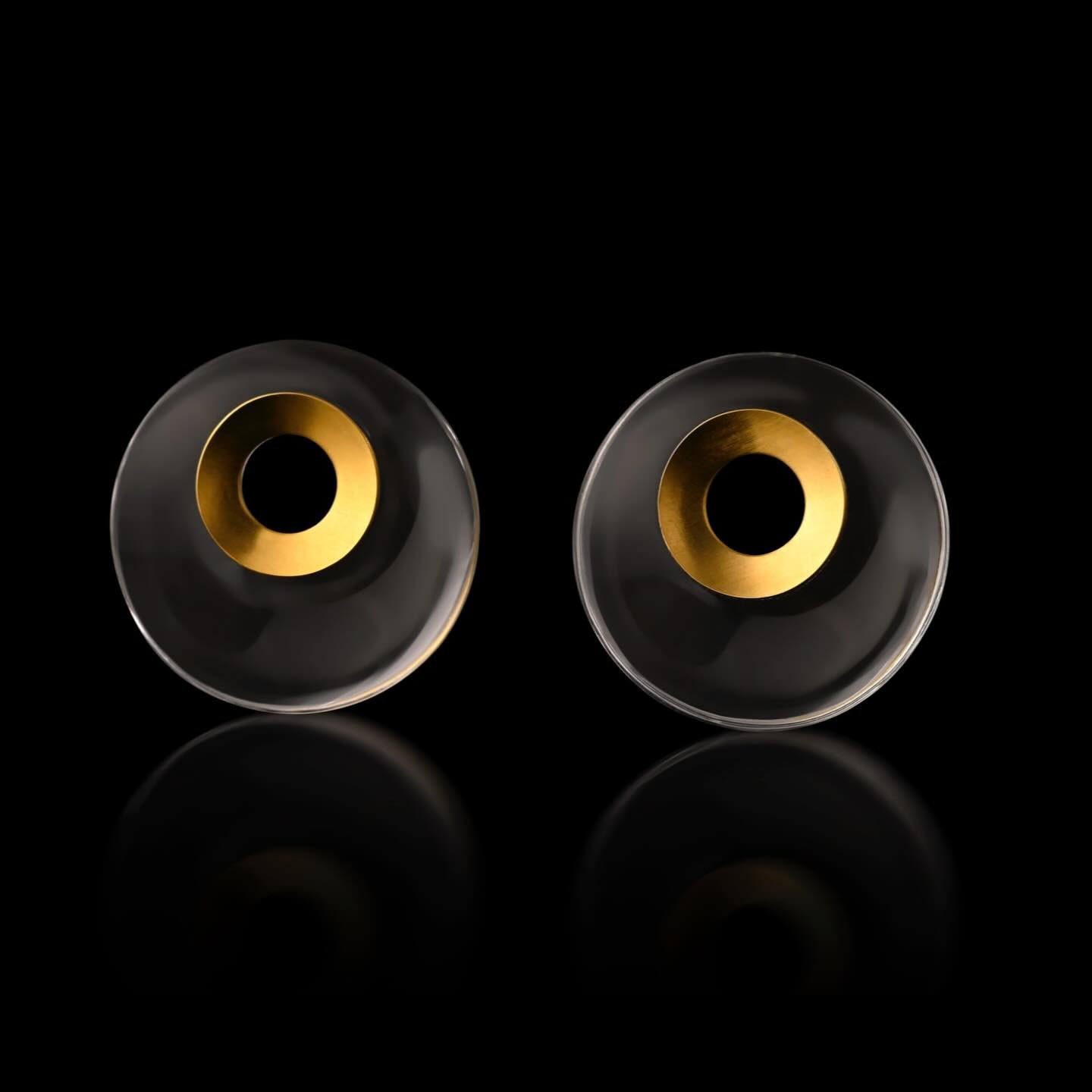 Very excited to be showing some of my new pieces at THINGS THAT I LOVE: NOW| Until
22 DECEMBER

Visit Louisa Guinness Gallery for their annual celebration of creativity and craftsmanship - a curated selection of exceptional jewellery by independent d