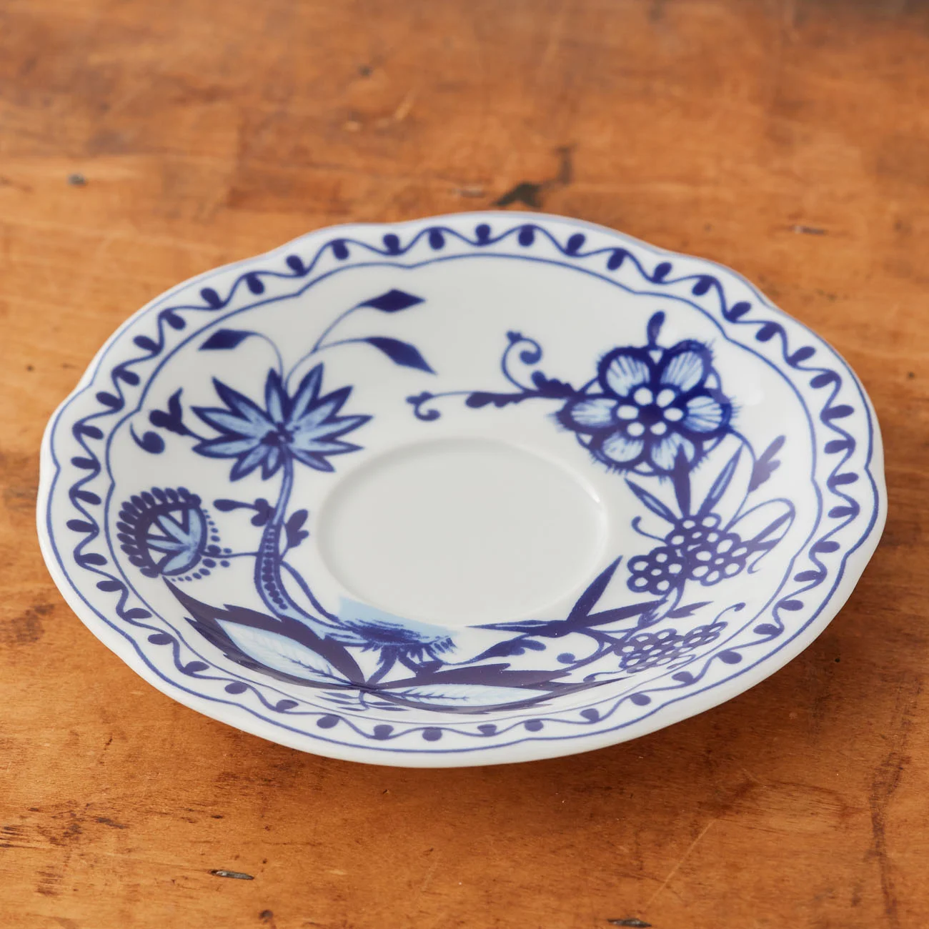 Saucer- Onion Pattern
