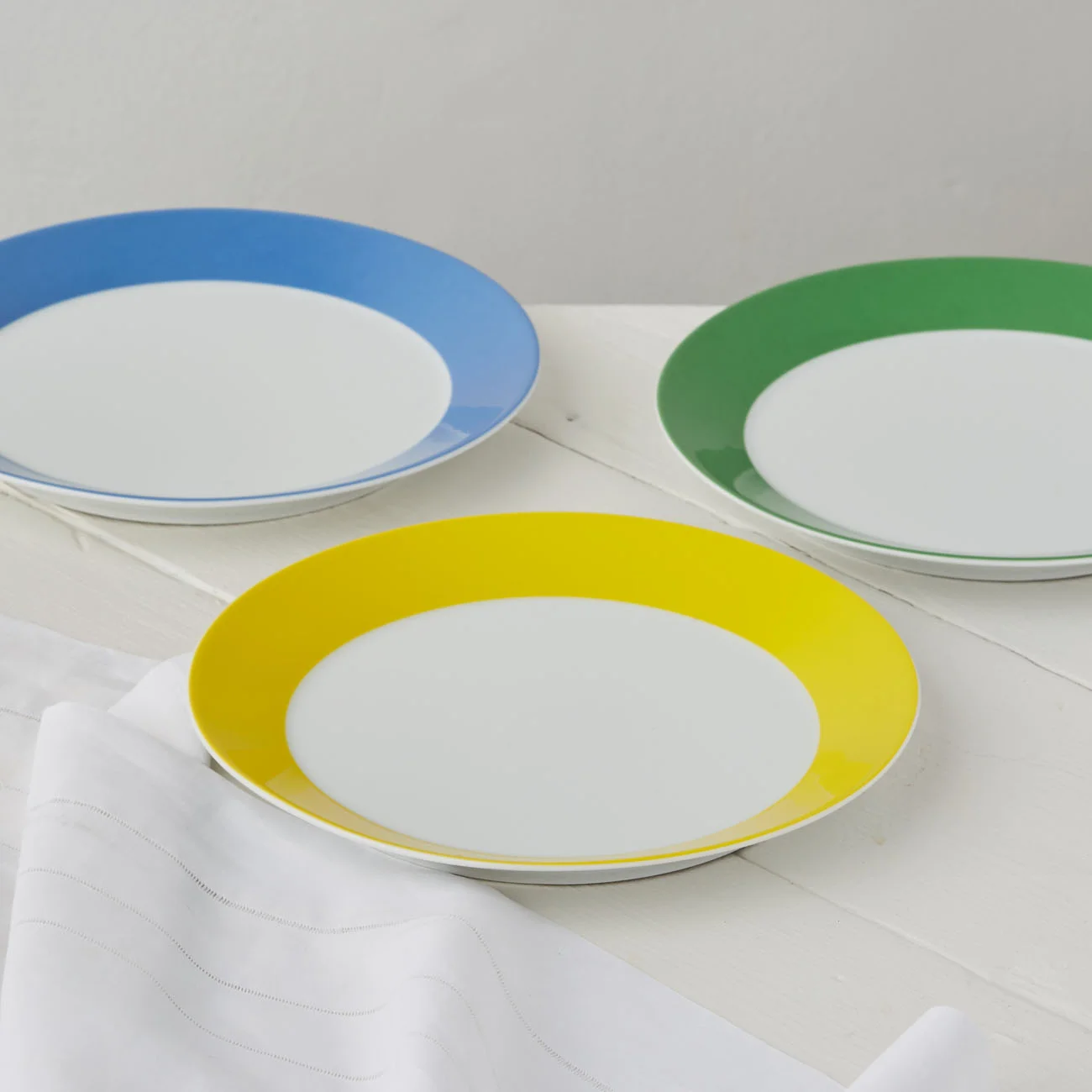 Tric Breakfast plates- blue, green, yellow