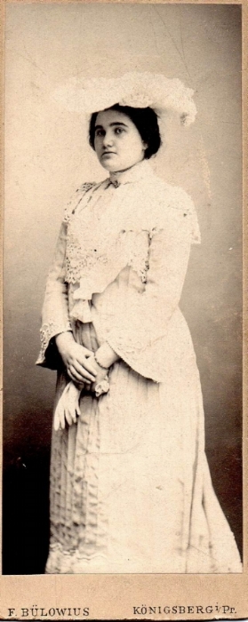 Ella aged 19 in her home town of Konigsberg 1903.