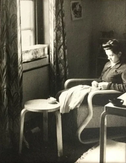 Susanne aged 19, learning to be a housewife in Leicester, 1939.