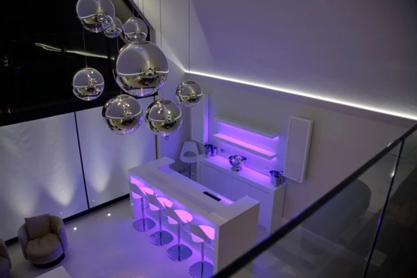Mez-Bar.jpg