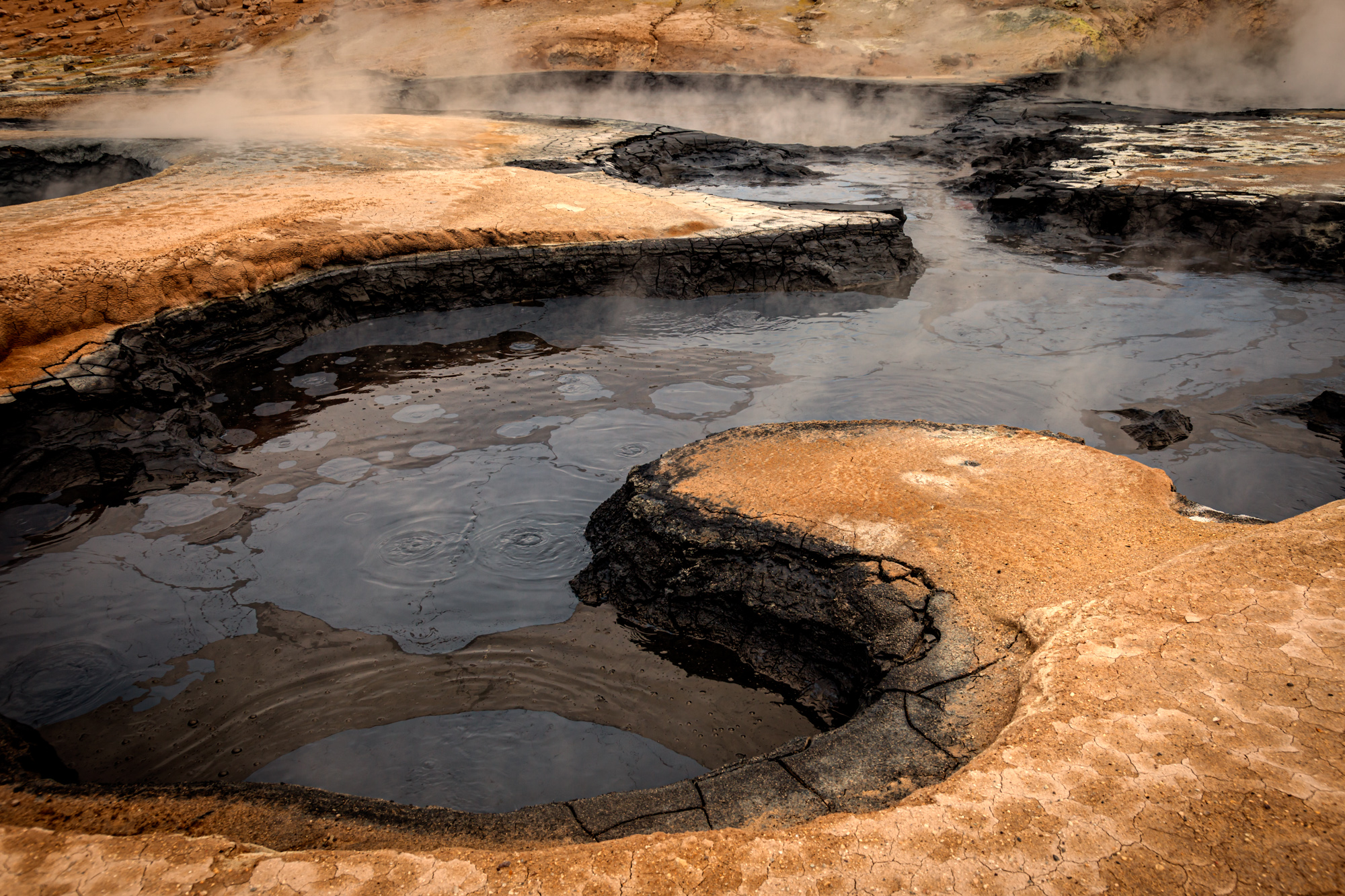 Iceland. Boiling mud.