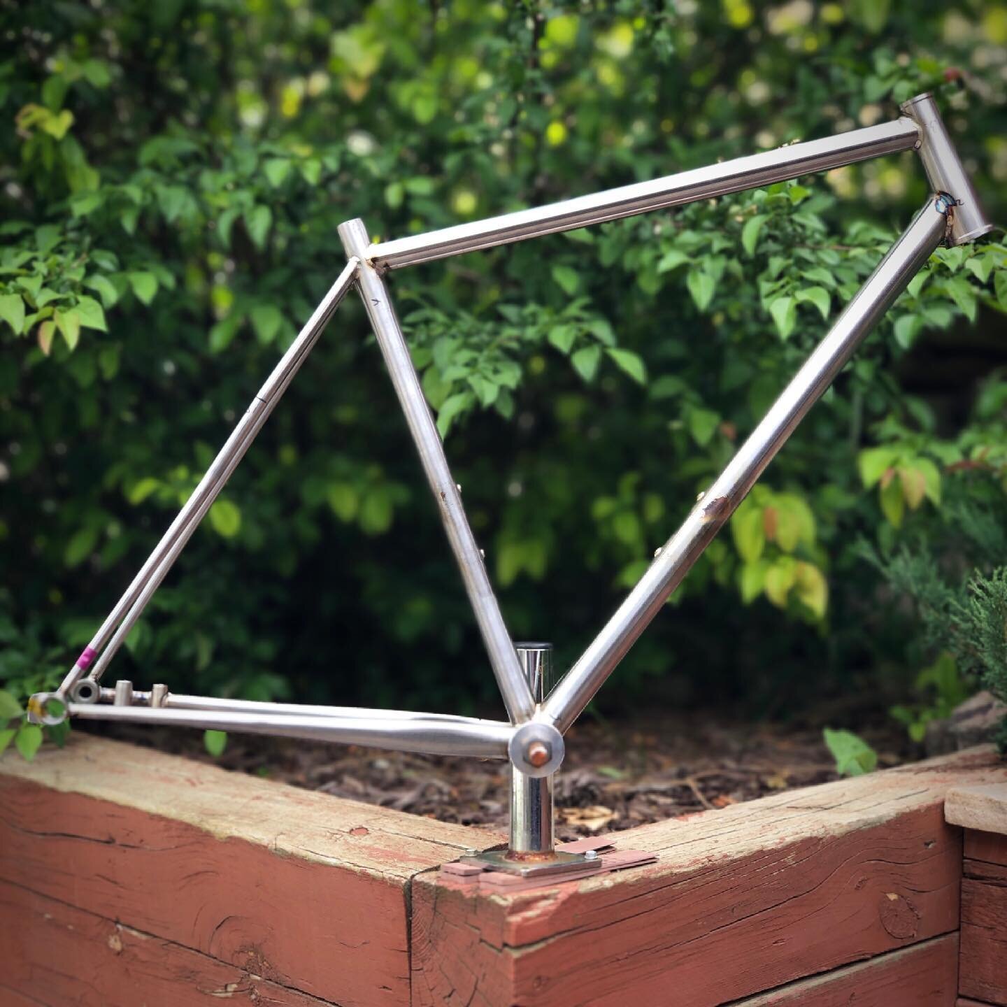 Dreaming about gravel bikes?  Well guess what I have 2 #openplatform Gravel Traveler SL&rsquo;s in stock waiting for you to put your finishing touches on them. Open Platform is one of my semi custom designs in which you can choose your cable routing 