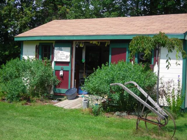 garden_shack.jpg