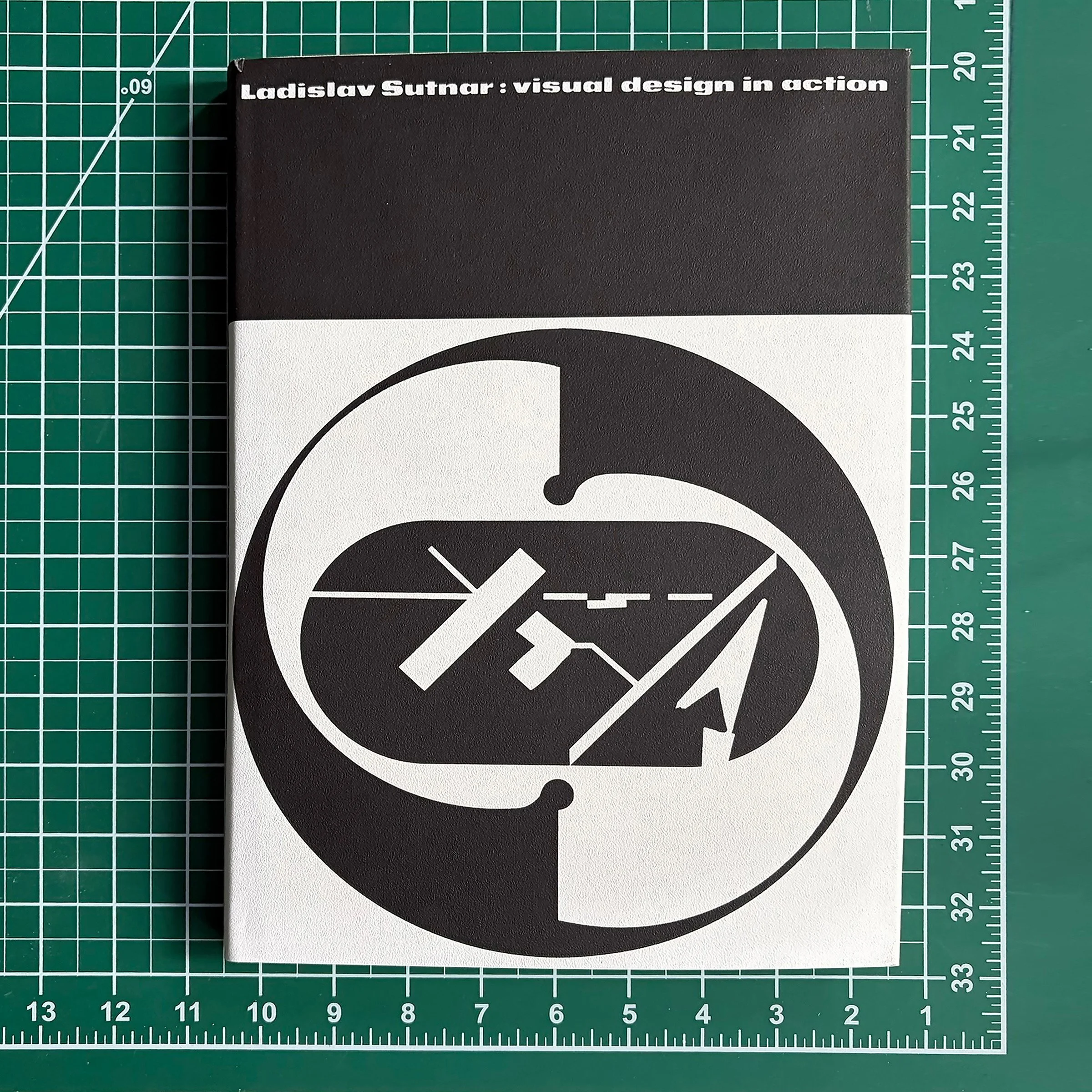 174043634, Ladislav Sutnar- Visual Design in Action.jpeg