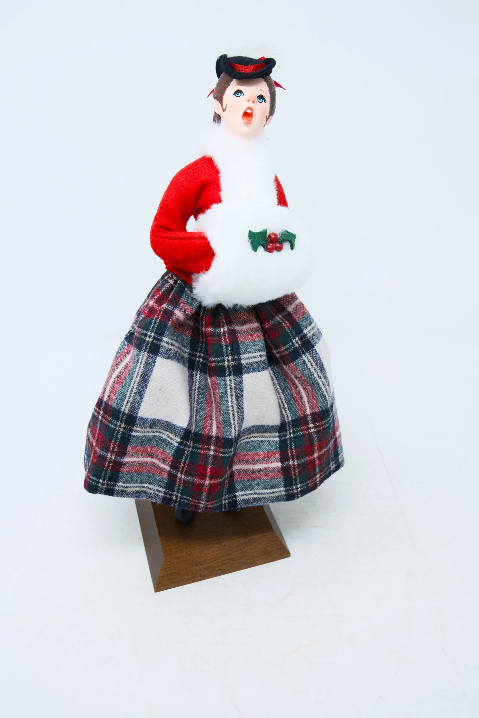 Muff Lady - Carollers