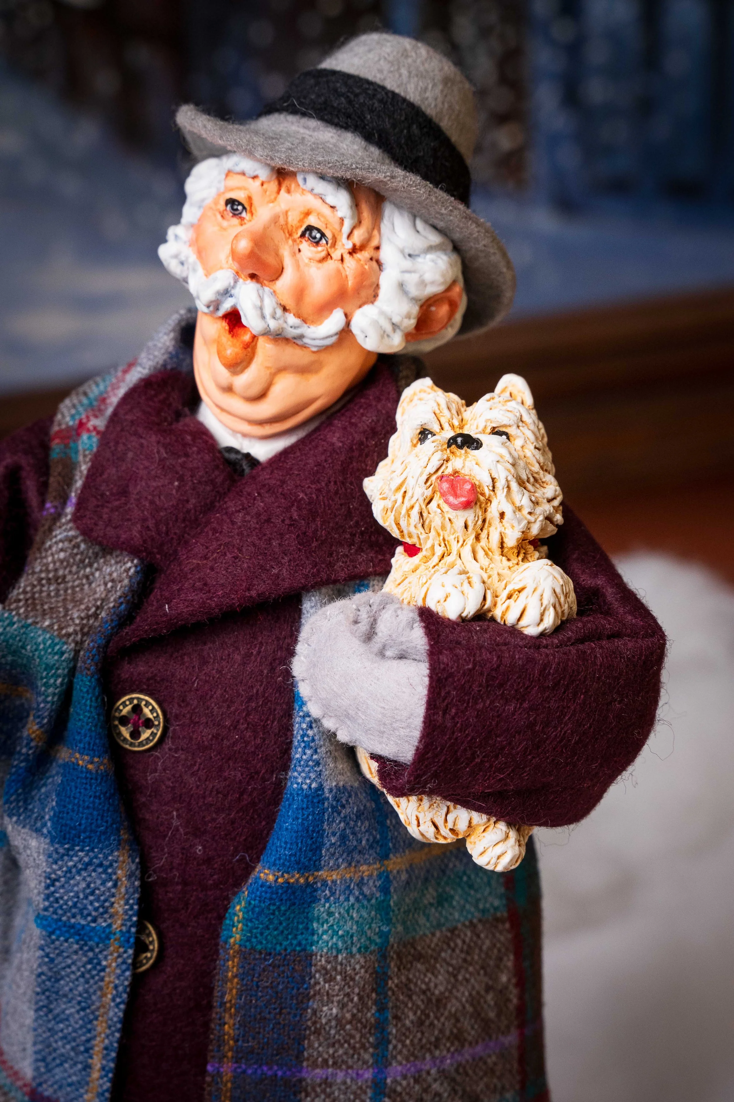 Heirloom Ultra rare Carollers-23.jpg