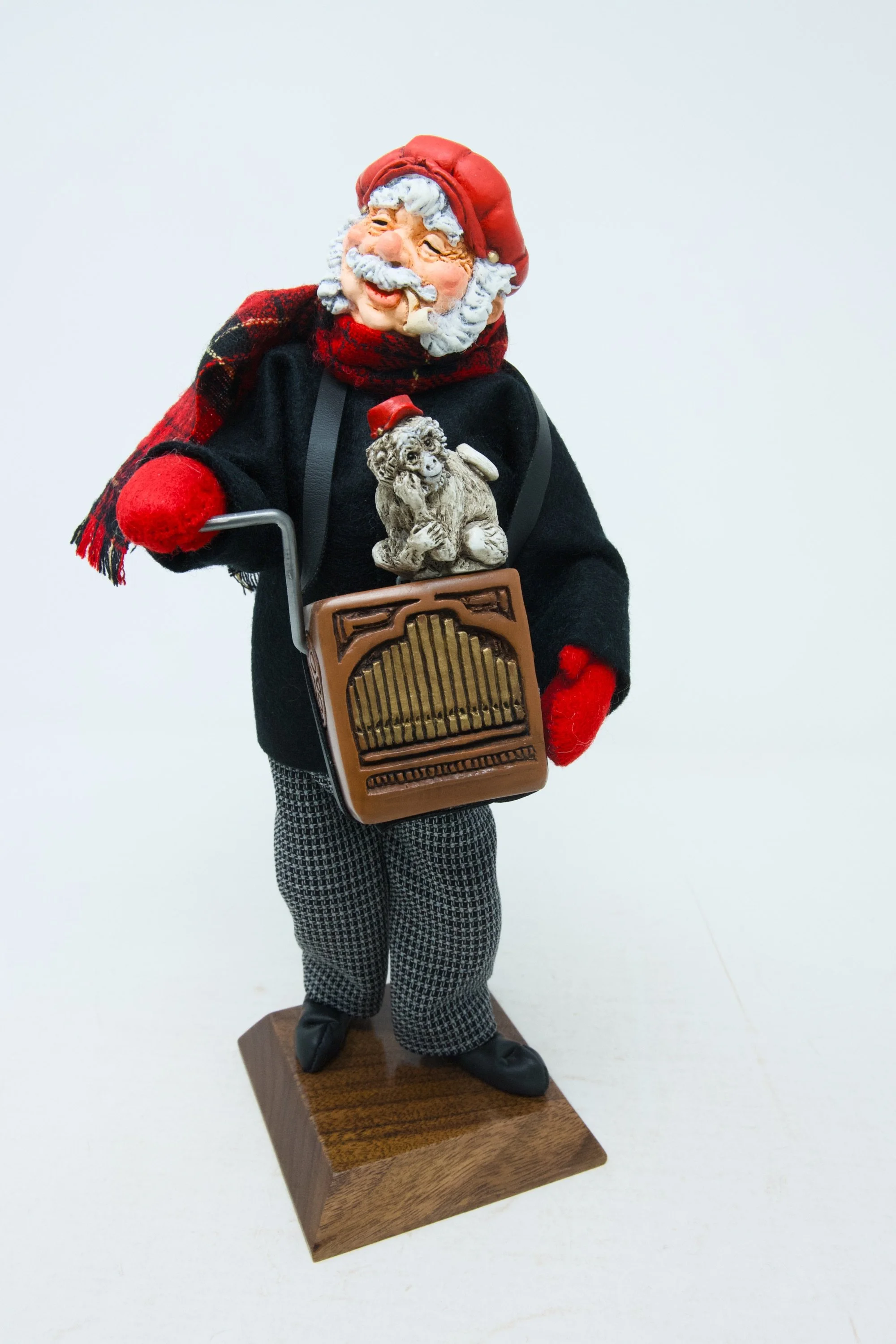The Organ Grinder - Carollers