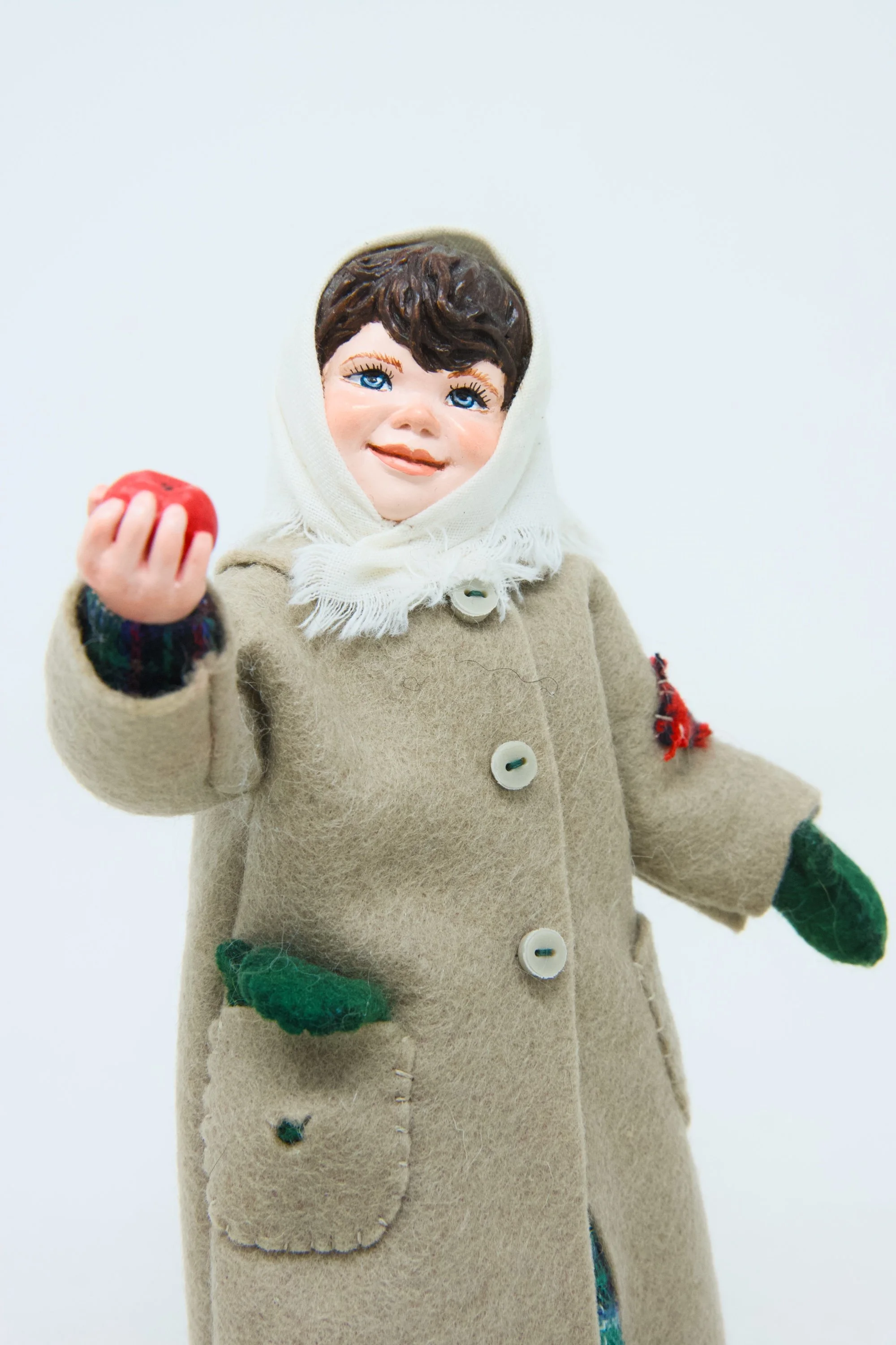 Apple Girl - Peasant Collection