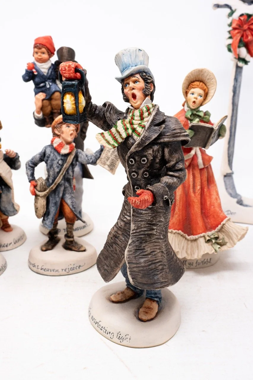 Cold Cast Caroller Collection -25 Large.jpeg