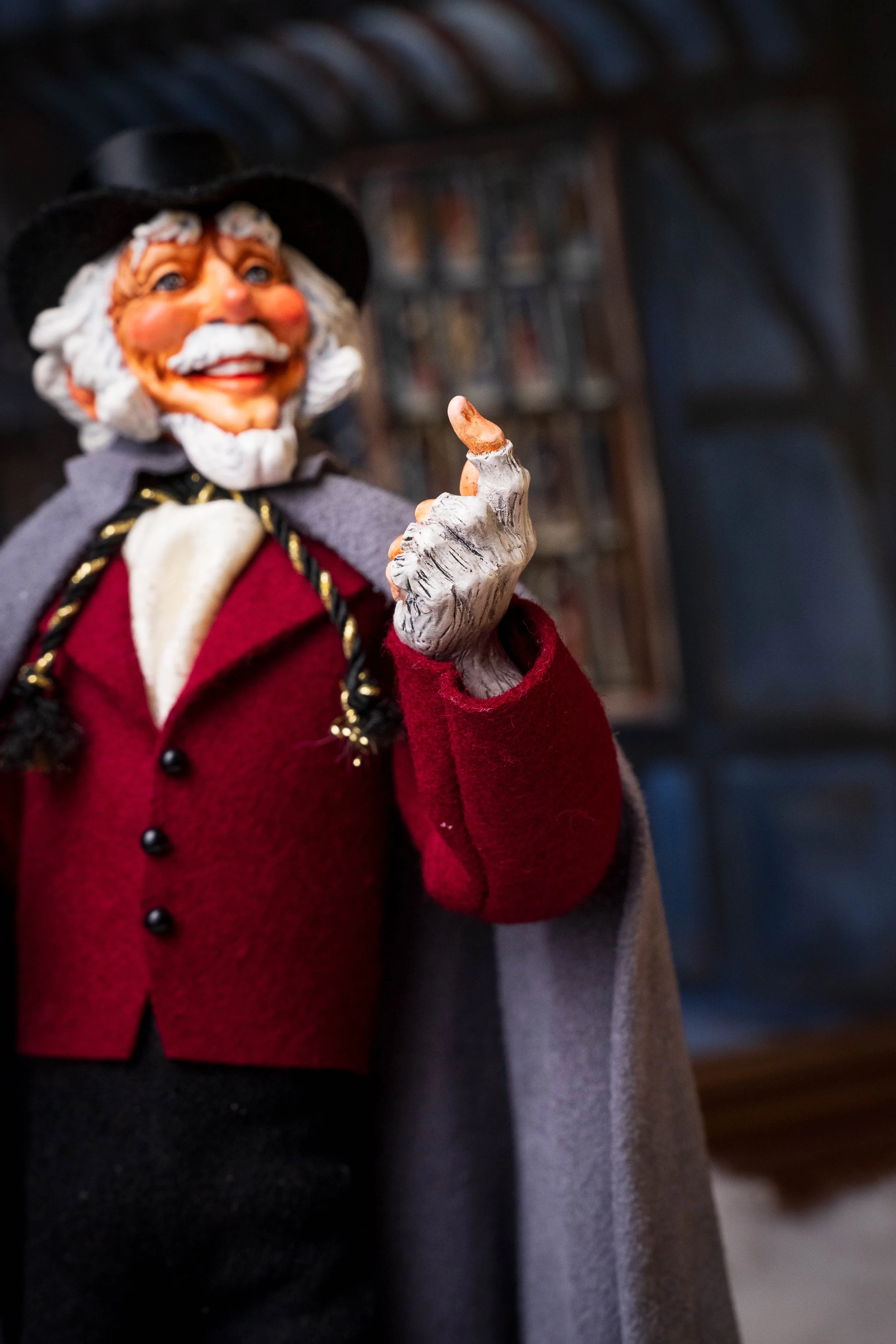 Heirloom Ultra rare Carollers-4.jpg