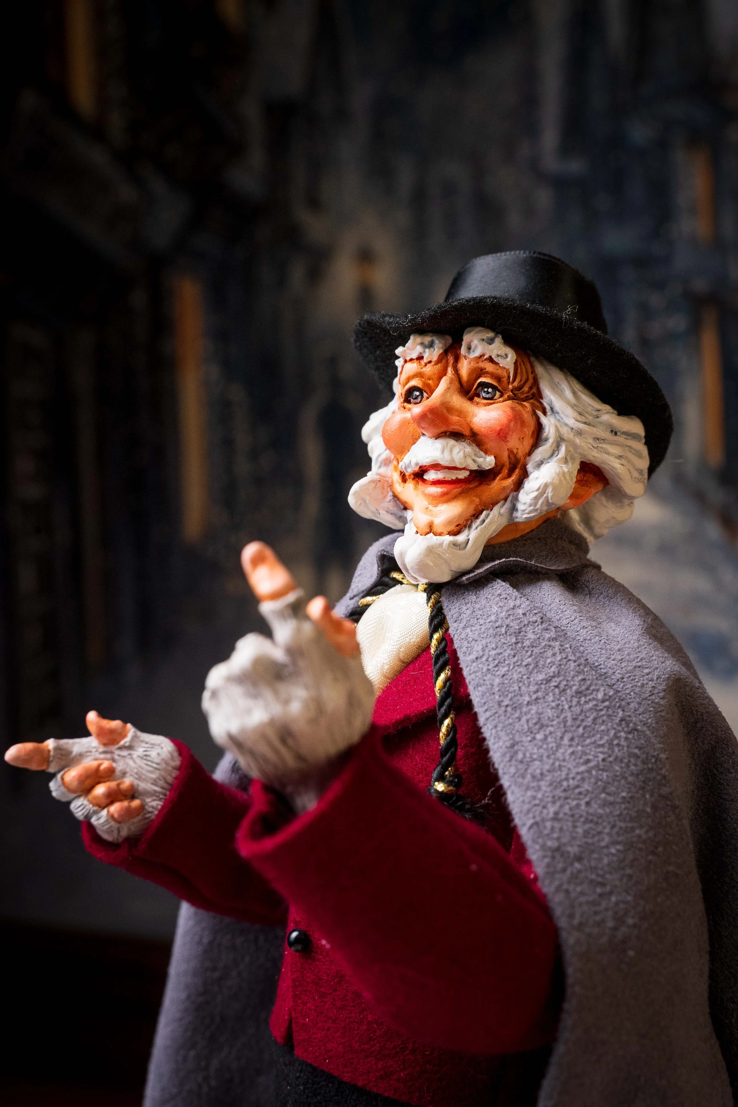 Heirloom Ultra rare Carollers-6.jpg