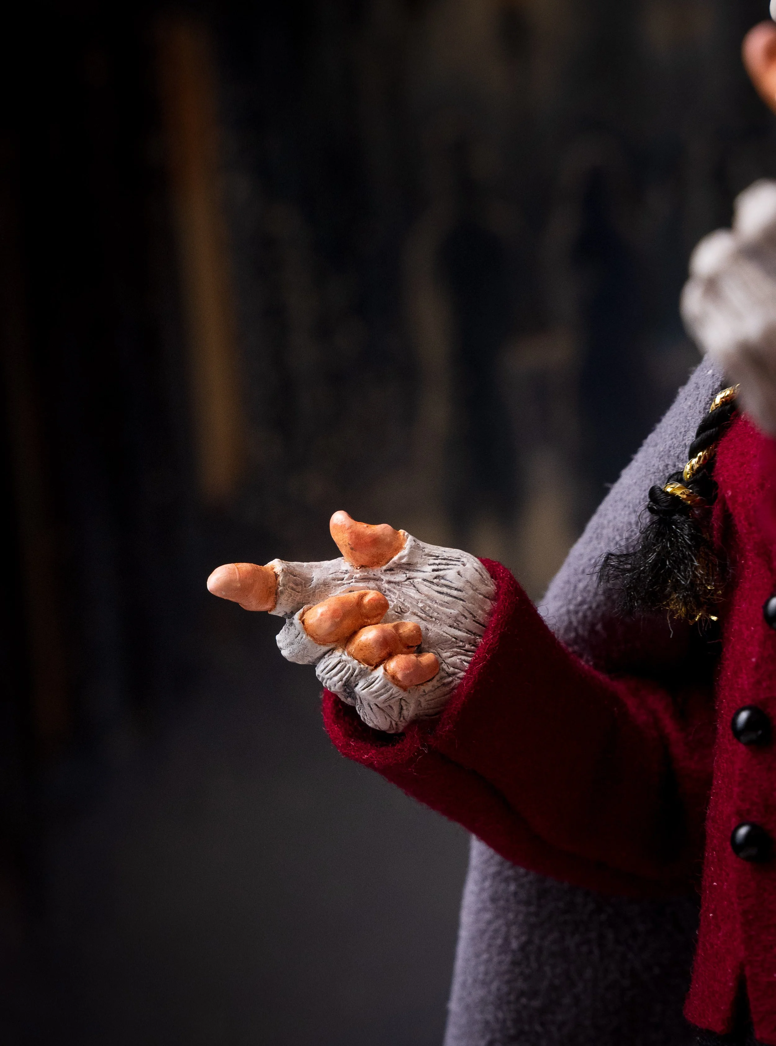 Heirloom Ultra rare Carollers-7.jpg