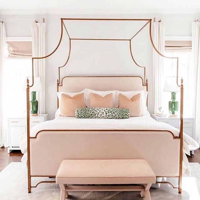 Winter is coming to the Cape and I&rsquo;m ready for some snuggles in bed!
.
.
.
.
#love #bed #linens #stayinbed #colortherapy #soloverly #moodboard #sopretty #bedroombliss #inspiration #interiorinspo #instainterior #decor #instamood #lovely_interior