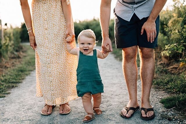 Kicking it back to summer with this cutie and those leg rolls 🥰. We&rsquo;re headed out to take the kids snow tubing tonight in 20 degree weather. Remind me again why I leave here 🥶 ?! .
.
.
.
.

#our_everyday_moments 
#clickinmoms
#thesugarjar
#th
