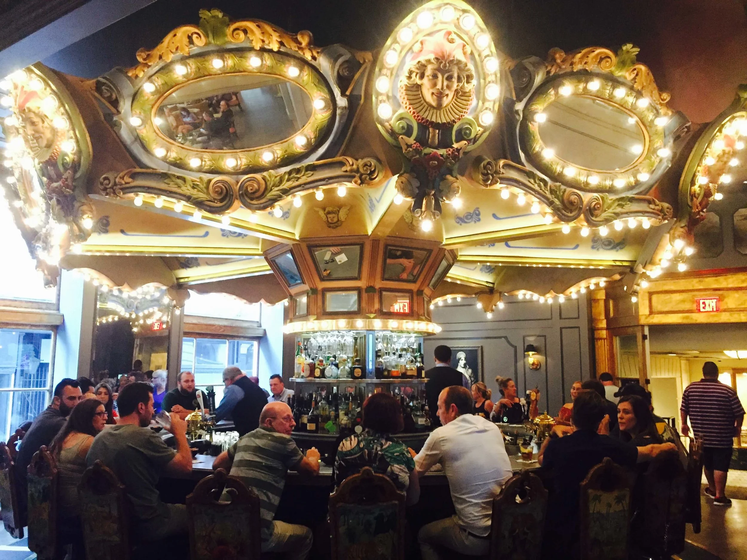 Bourbon Street Bar Crawl — First Time Visiting