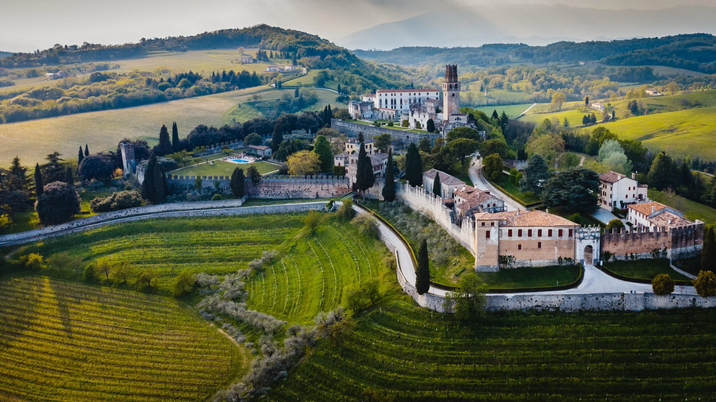6 Enchanting Italian Wine Destinations