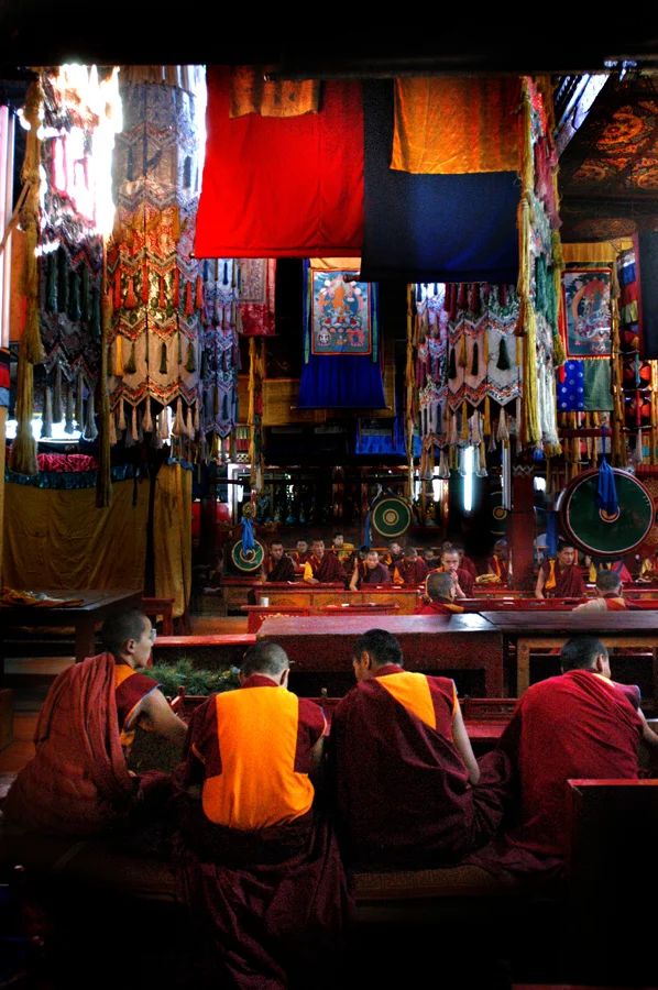 Erdene Monastery Mongolia col orig012.jpg