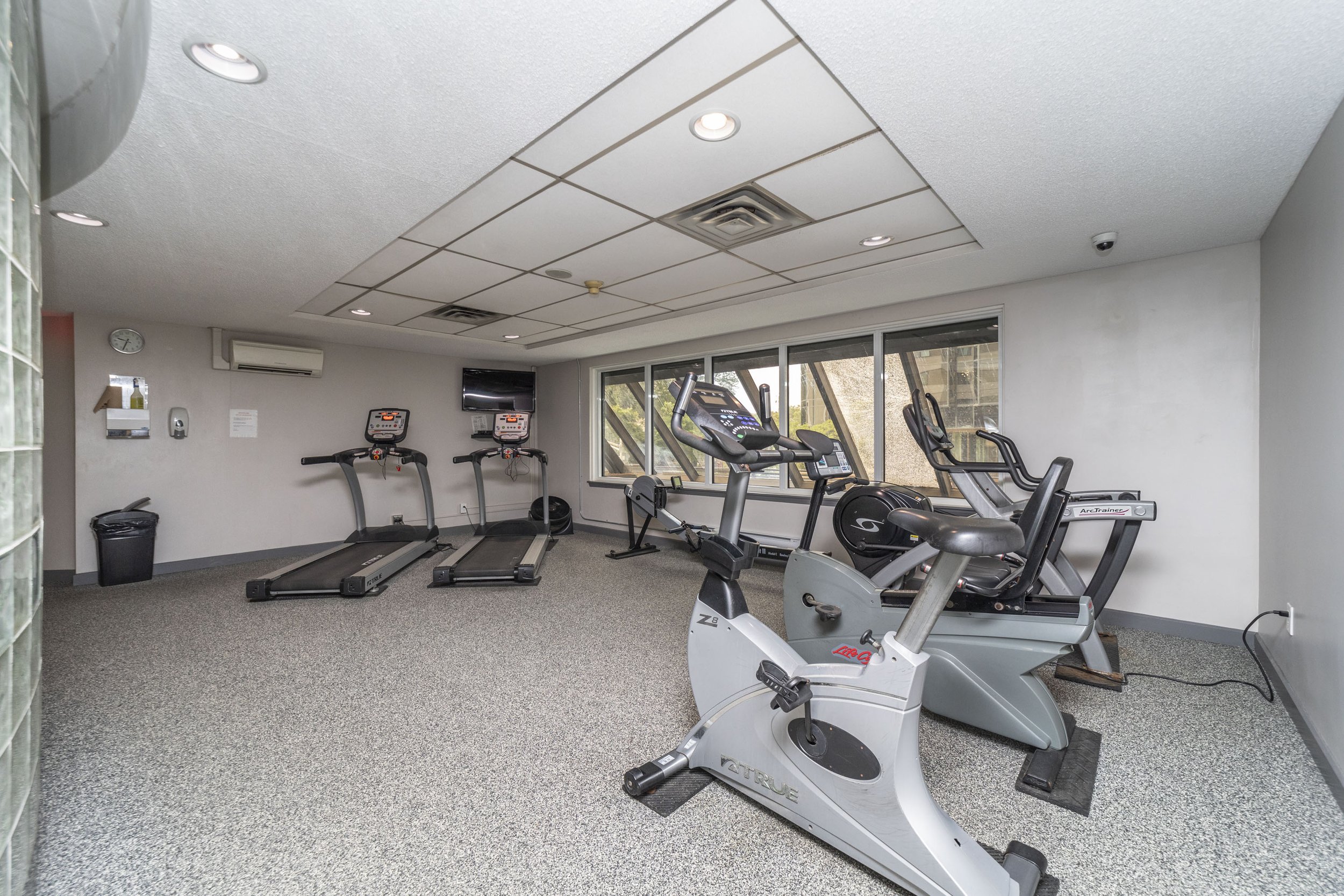 199 Kent Street Unit 305_.JPG