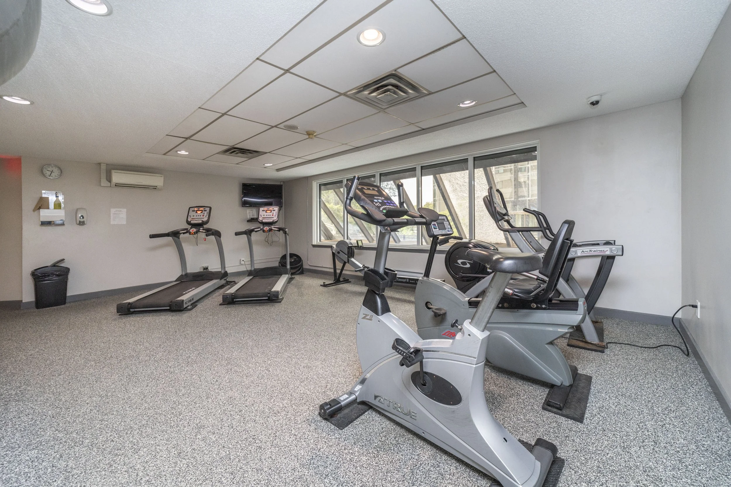 199 Kent Street Unit 305__2.JPG