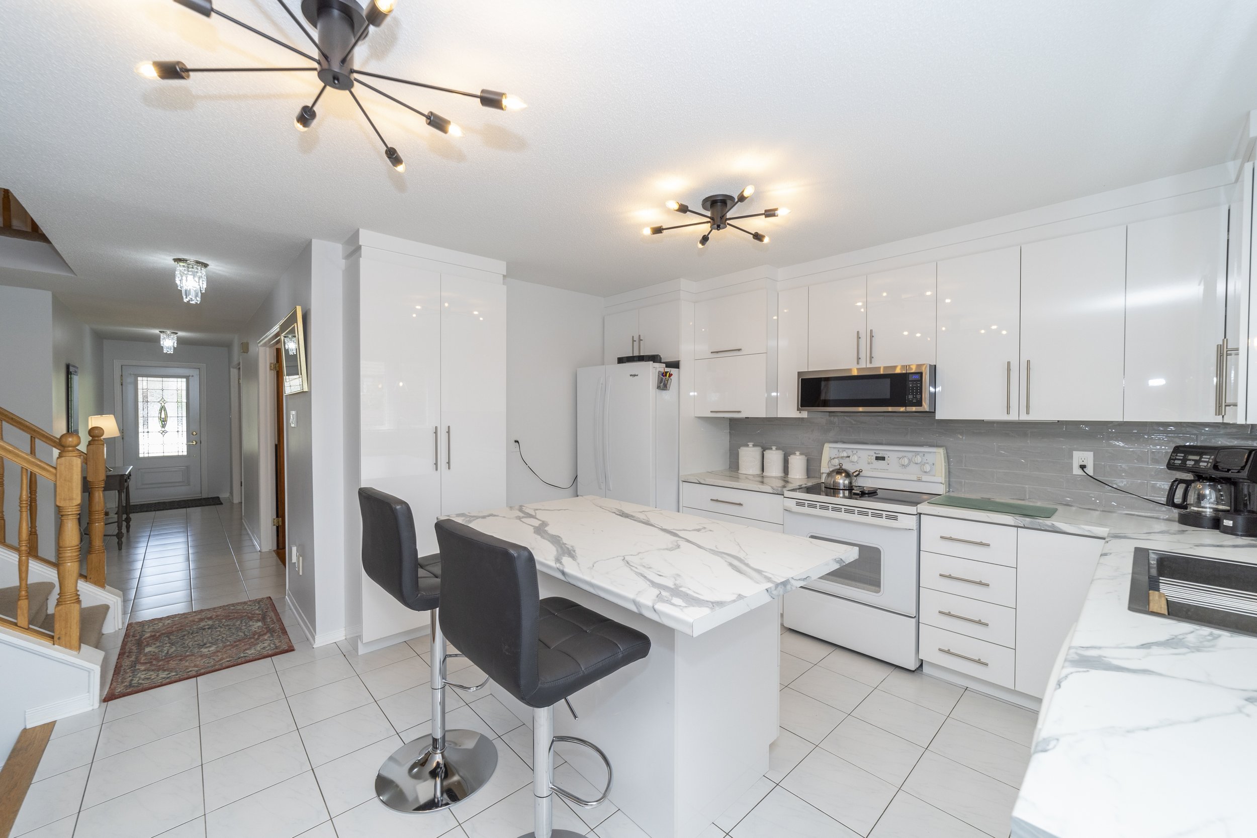 3453 Wyman Crescent_35.JPG