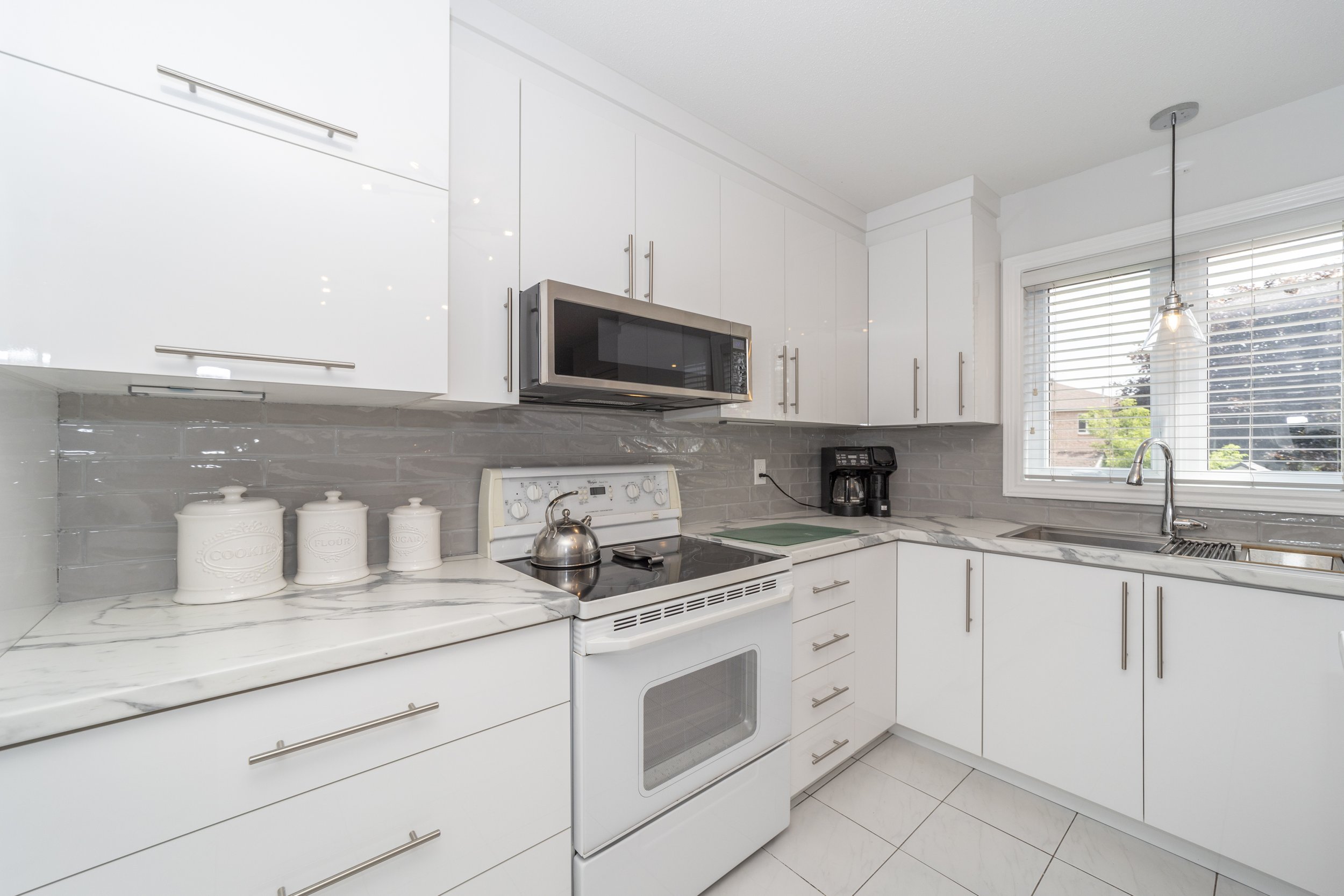 3453 Wyman Crescent_36.JPG