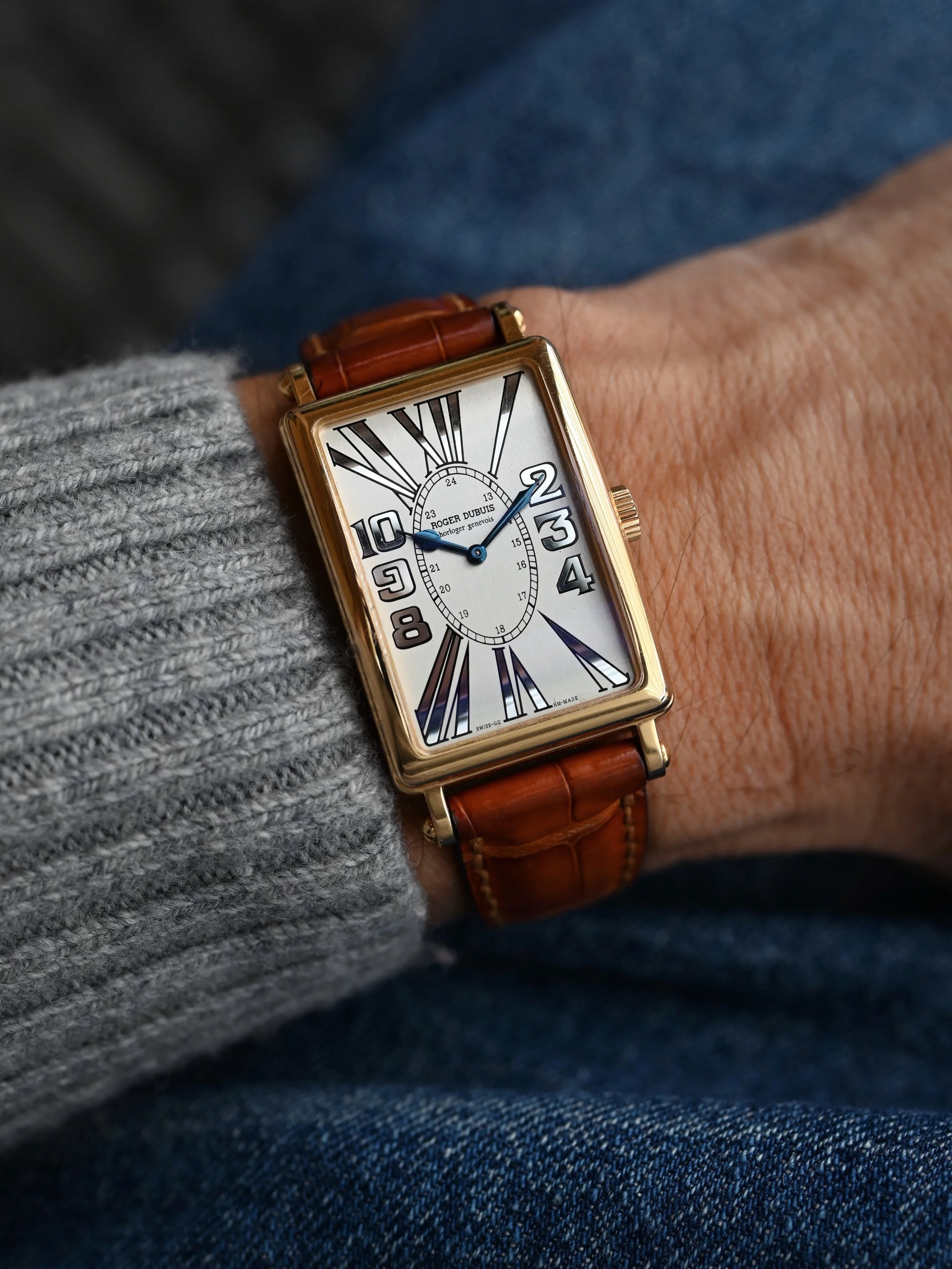 Now Available: Roger Dubuis Much More M25 Rose Gold Full Set Ref. M25 18 5.

Neo-vintage Dubuis hits on all levels with the classic watchmaking meets signature flair and flourish with limited productions runs and Geneva Seals to top it off. The prese