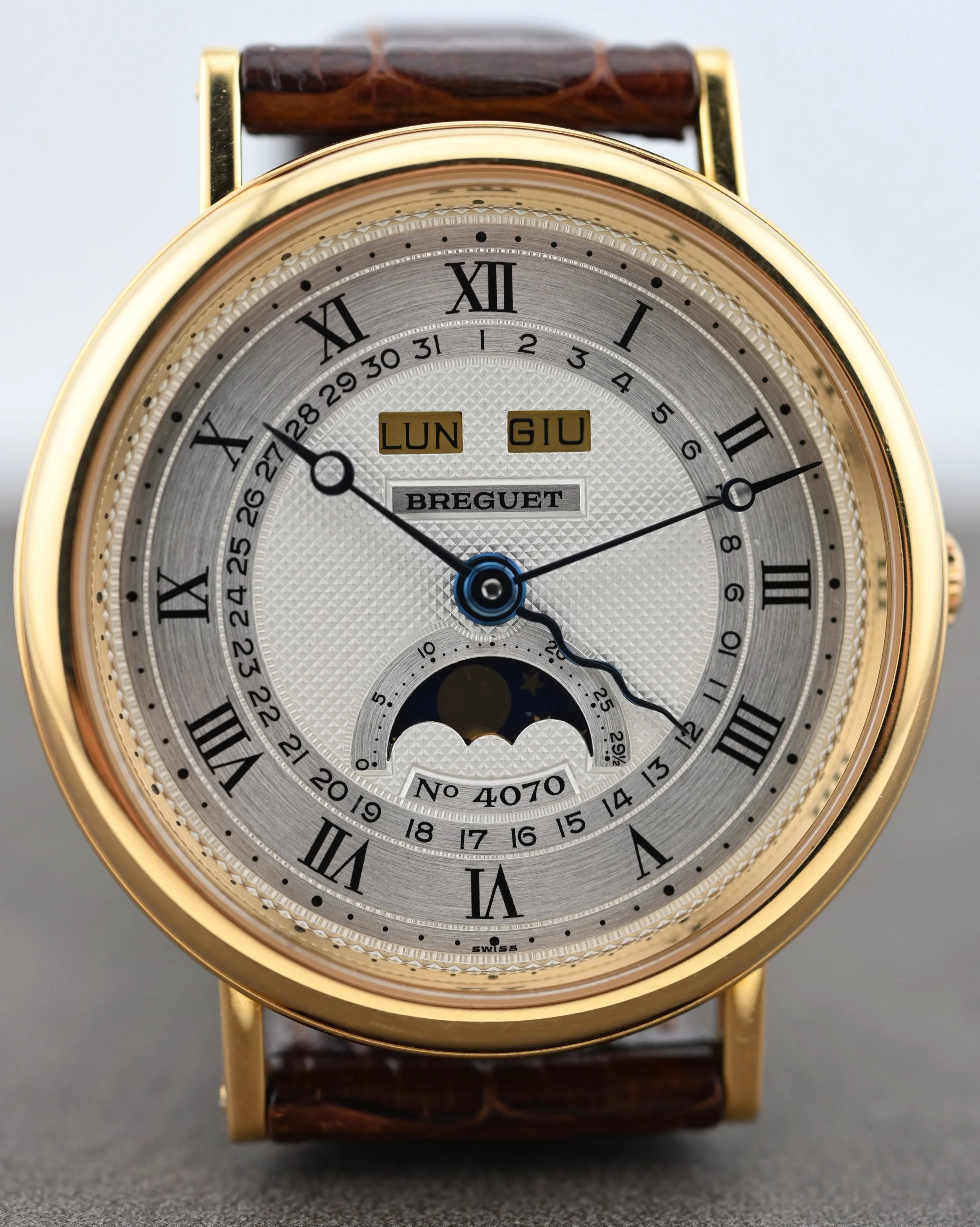 Now Available: Breguet Classique Triple Calendar Moonphase &lsquo;Serpentine&rsquo; Reference 3040BA Full Set.

The &lsquo;Serpentine&rsquo; is a beloved watch in the Classique lineup and this one is in great condition throughout presented as a full 