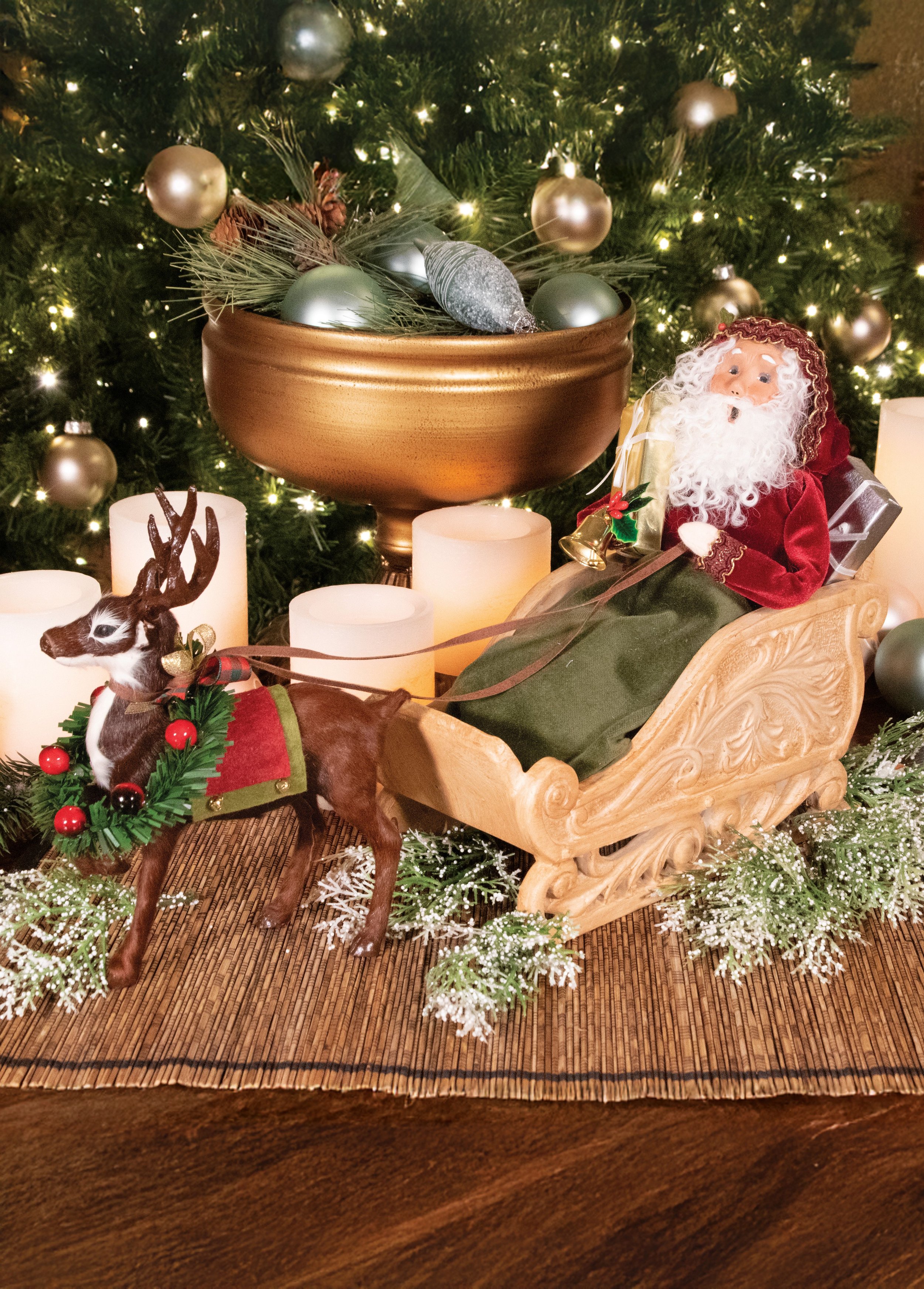 Santa, Sleigh and Reindeer
