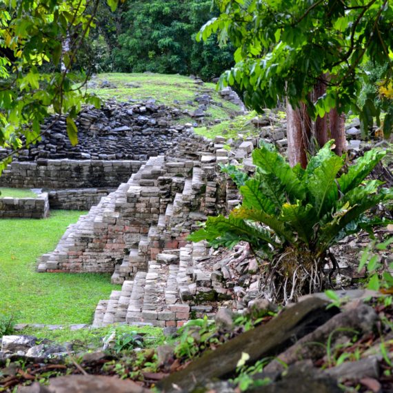 Mayan-Ruin-Village-Tour--570x570.jpg
