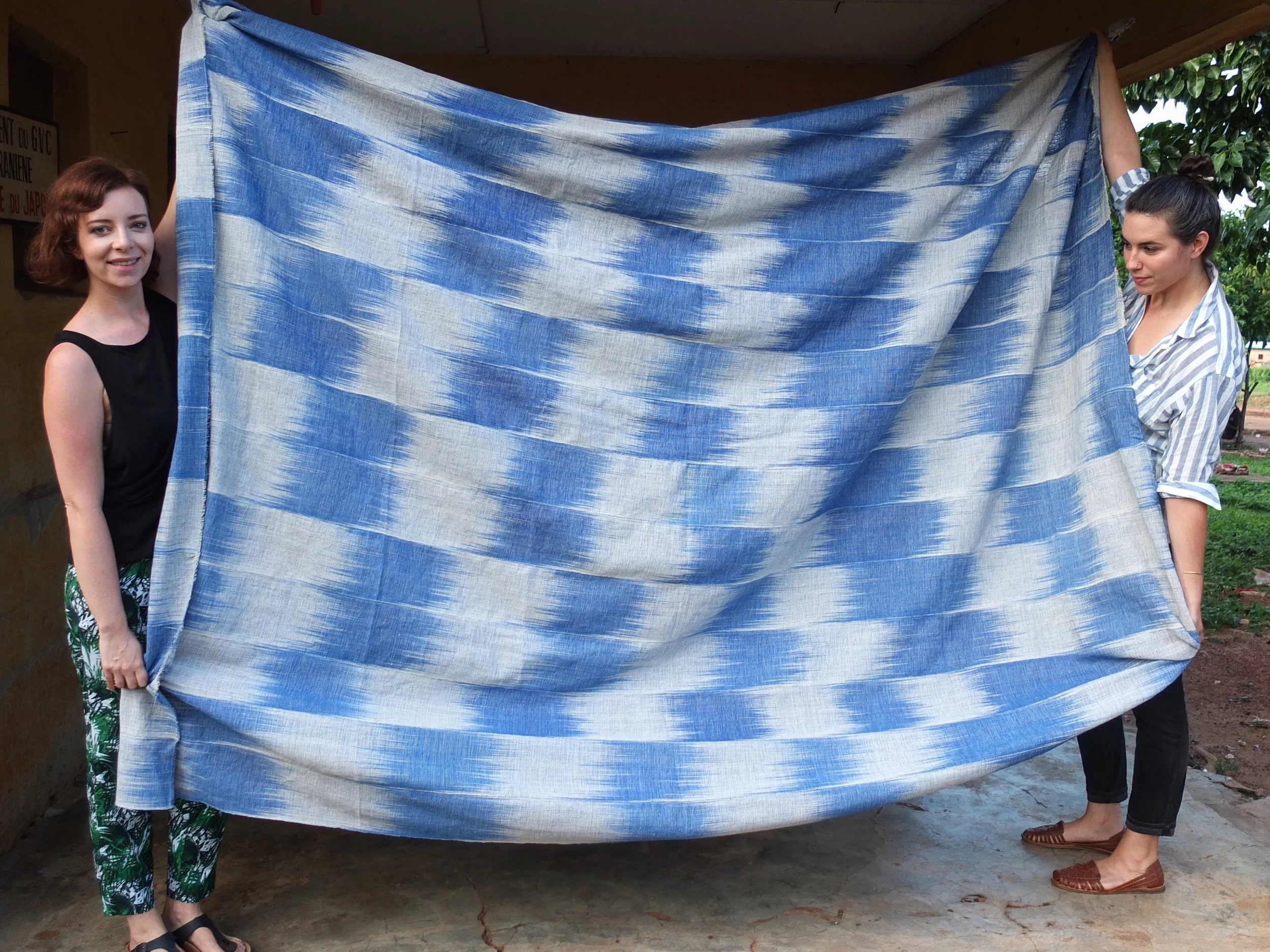 Laine and Emma with our SiriSiri Bedspread