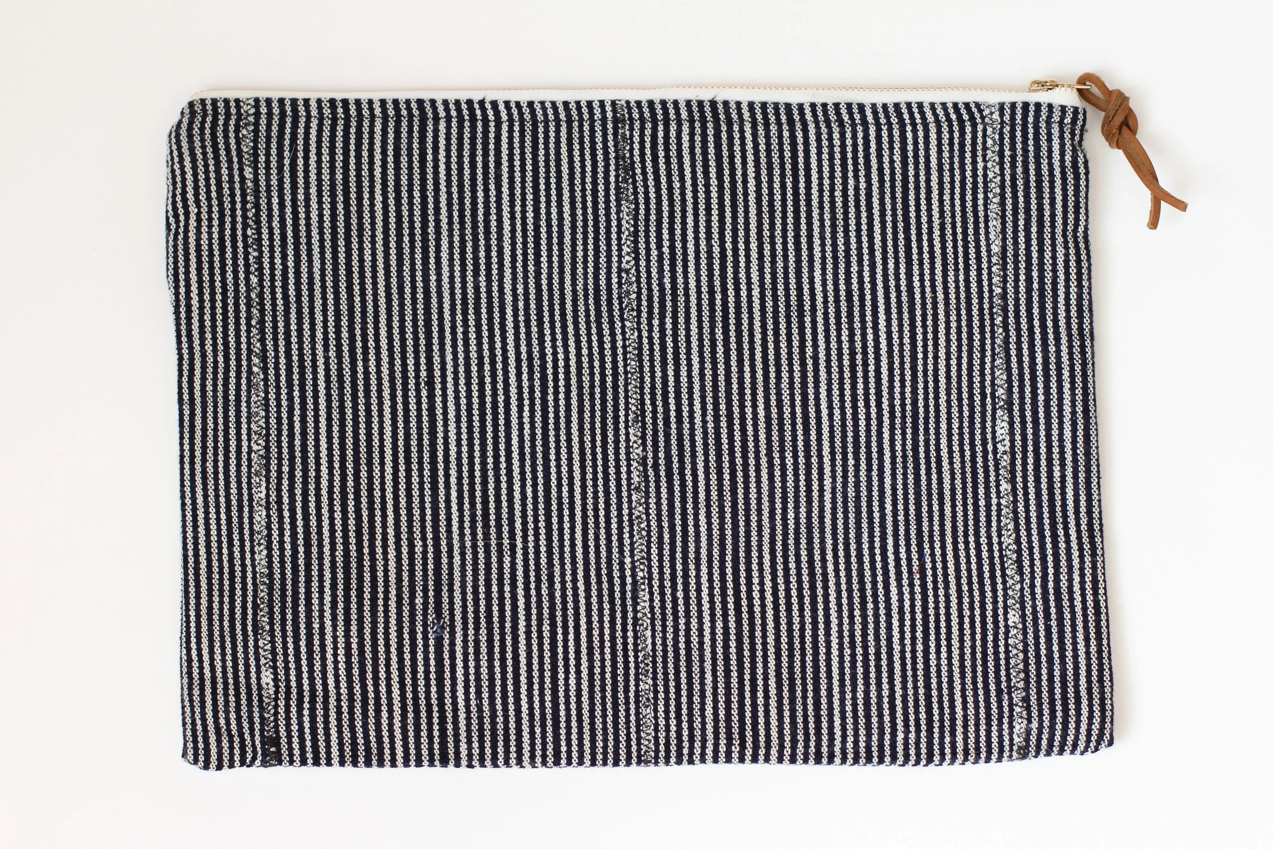 Clutch Square.jpg