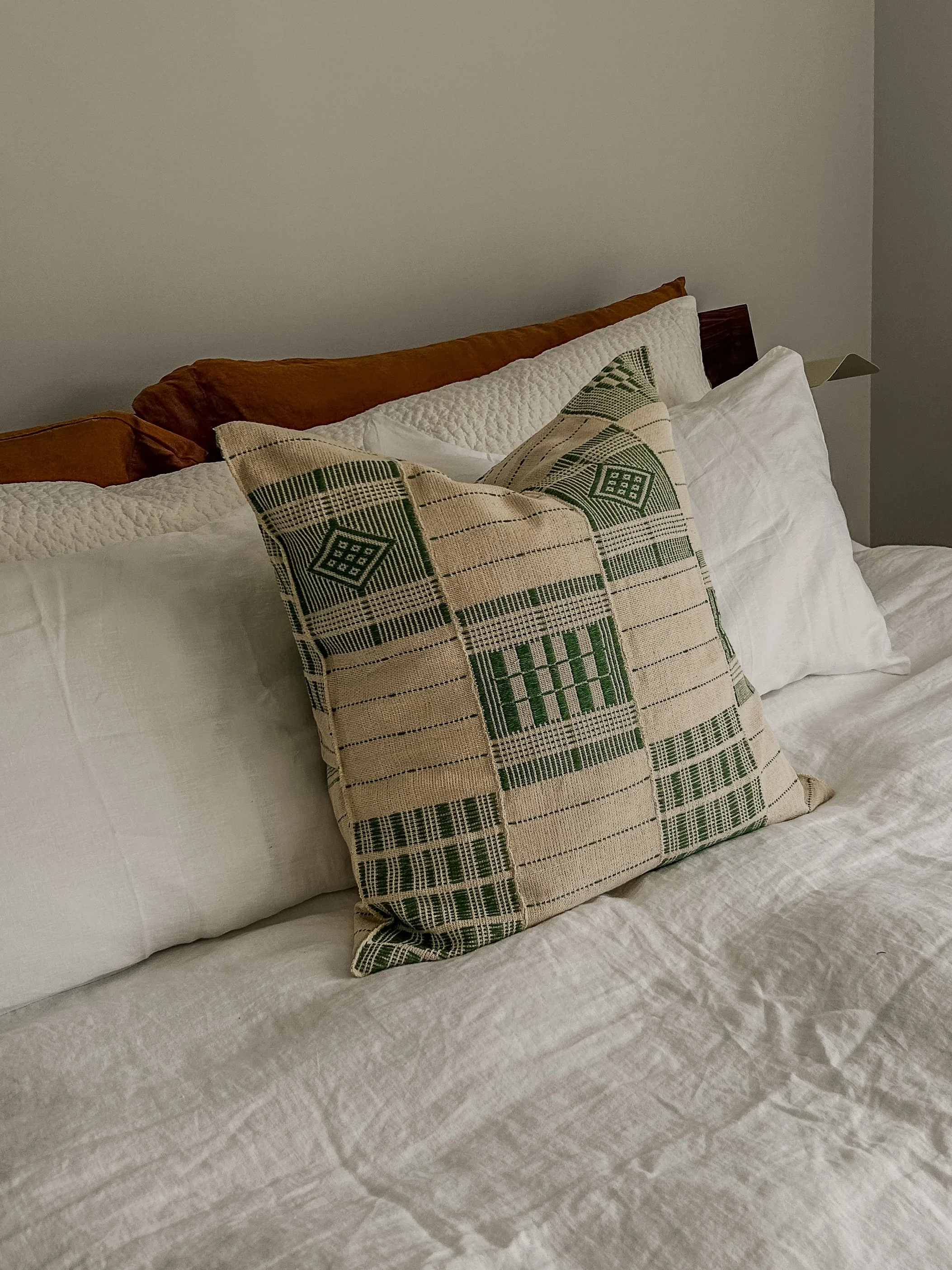 Artisanal Pillow | Avocado