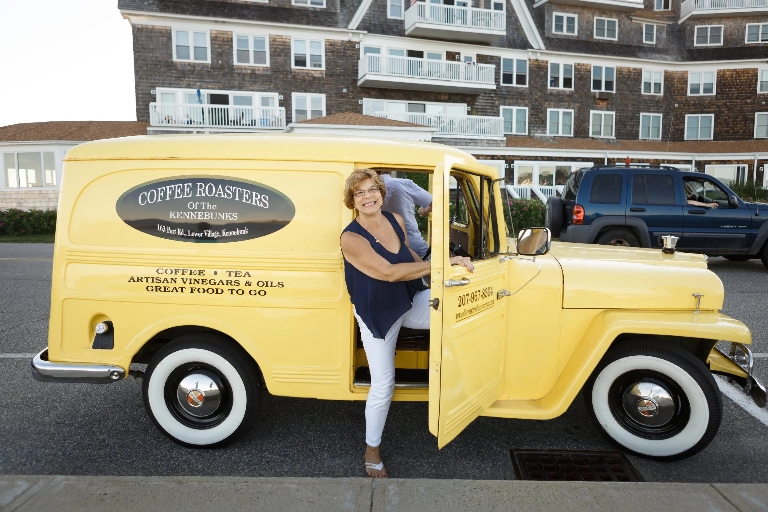 19_duckett_goochs_beach_oaks_neck_summer_family_portrait_maine_photographer_whitney_j_fox_3088.JPG