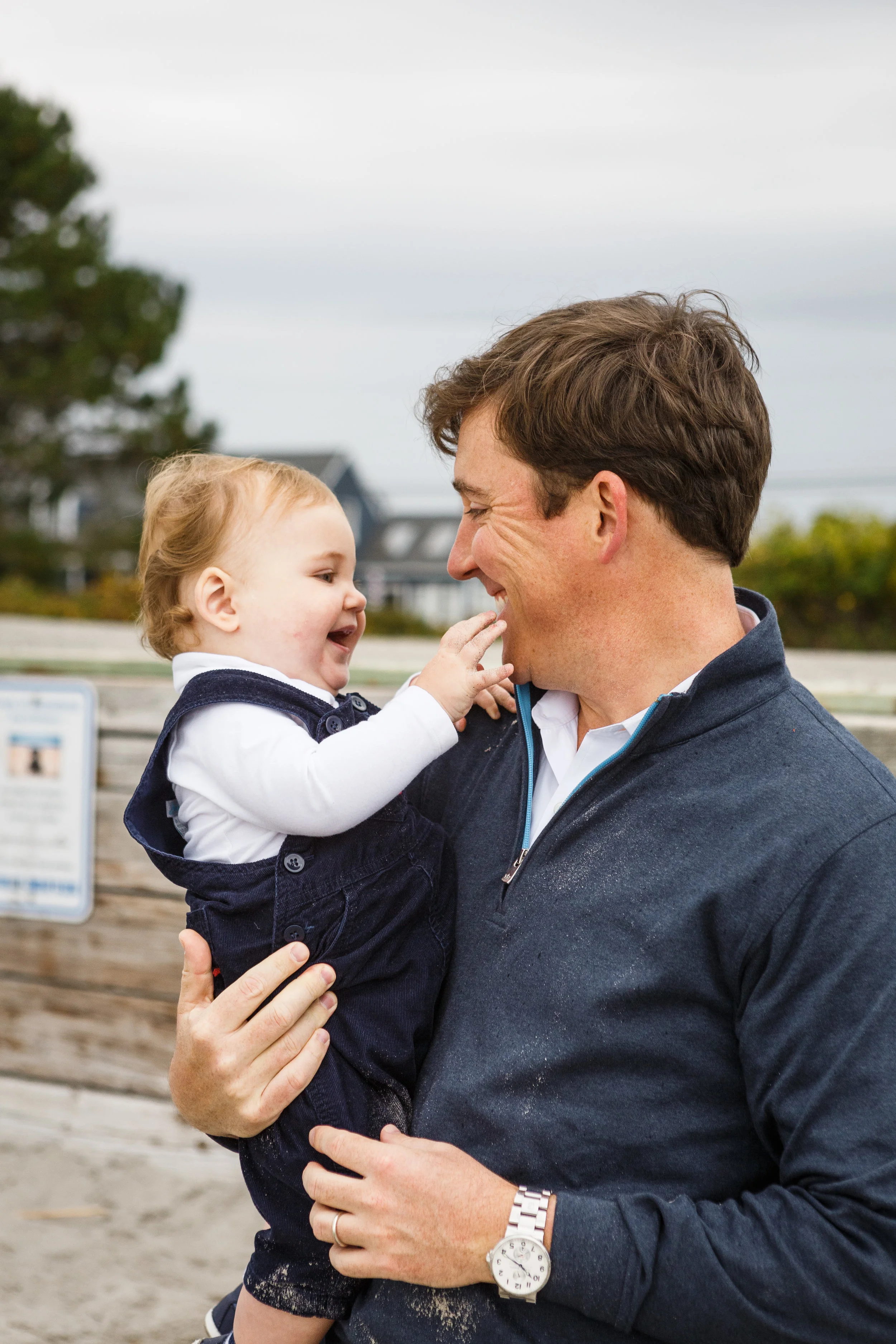 346_batson_fall_documentary_family_session_goochs_beach_kennebunk_maine_family_photographer_whitney_j_fox_5708.JPG