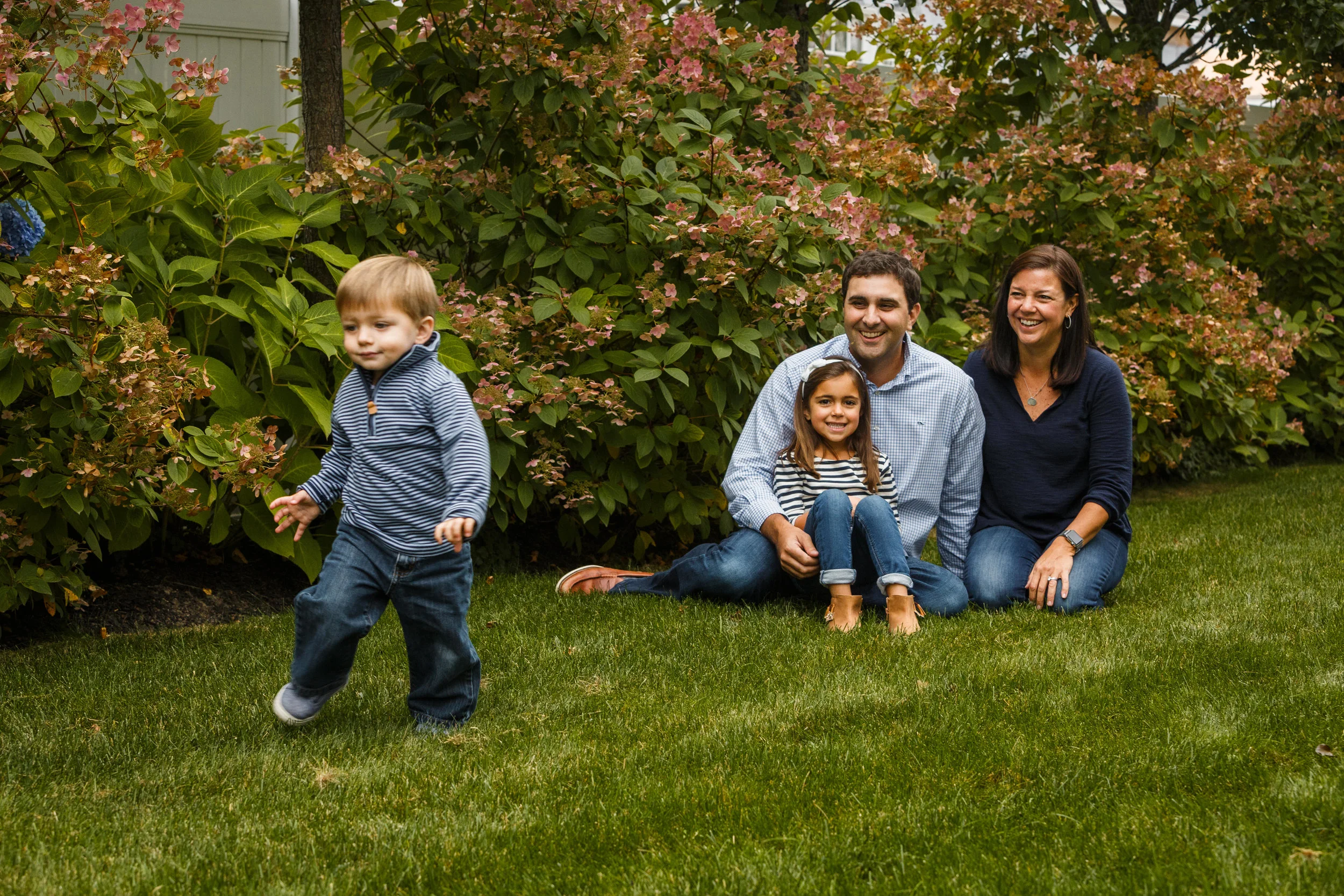 66_batson_fall_documentary_family_session_goochs_beach_kennebunk_maine_family_photographer_whitney_j_fox_5431.JPG