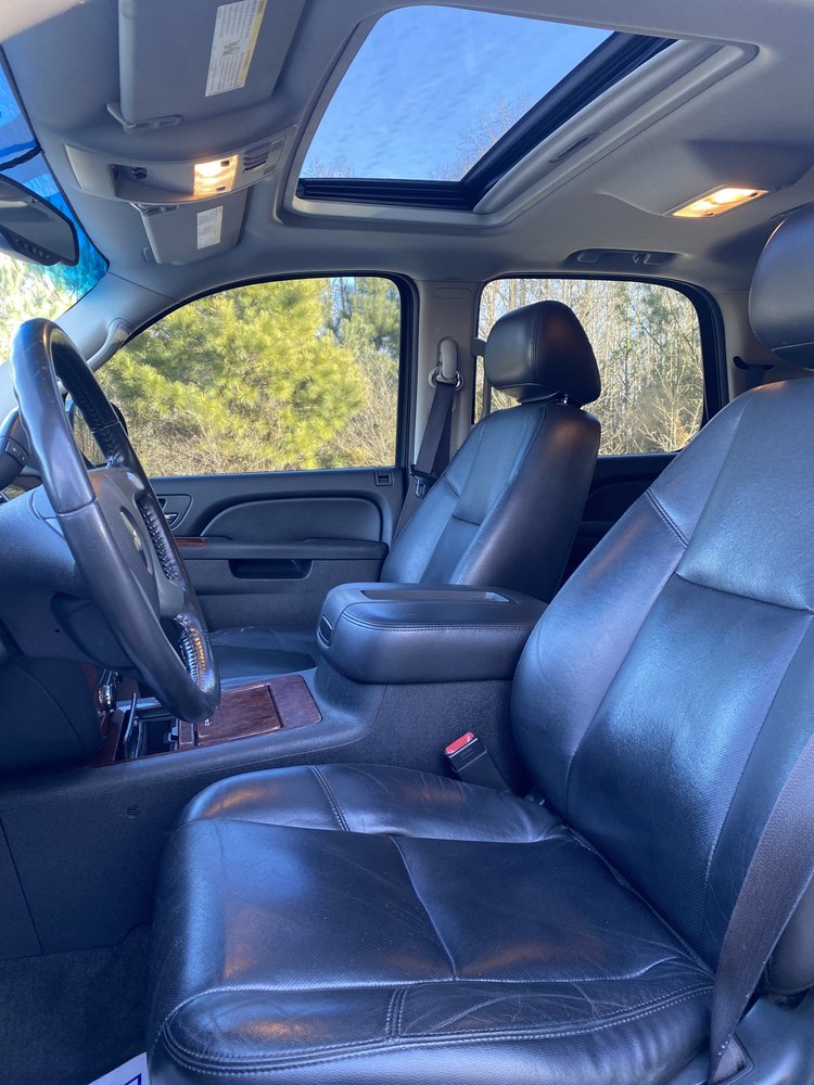 2006 Chevy Tahoe Interior