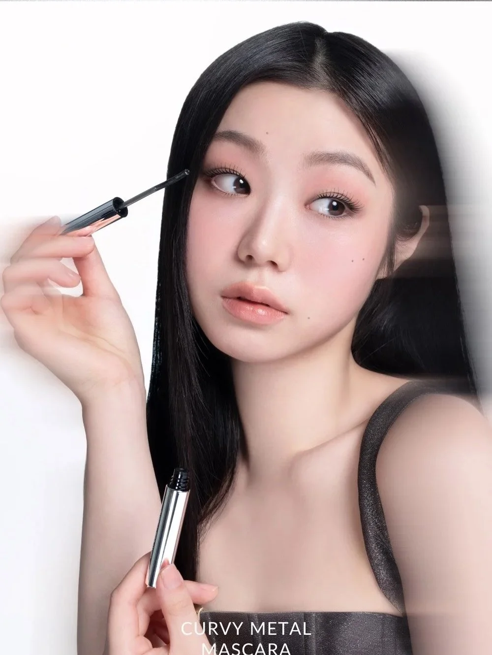 Web-Detail-CDxMaeng-Curvy-Metal-Mascara_01.jpg