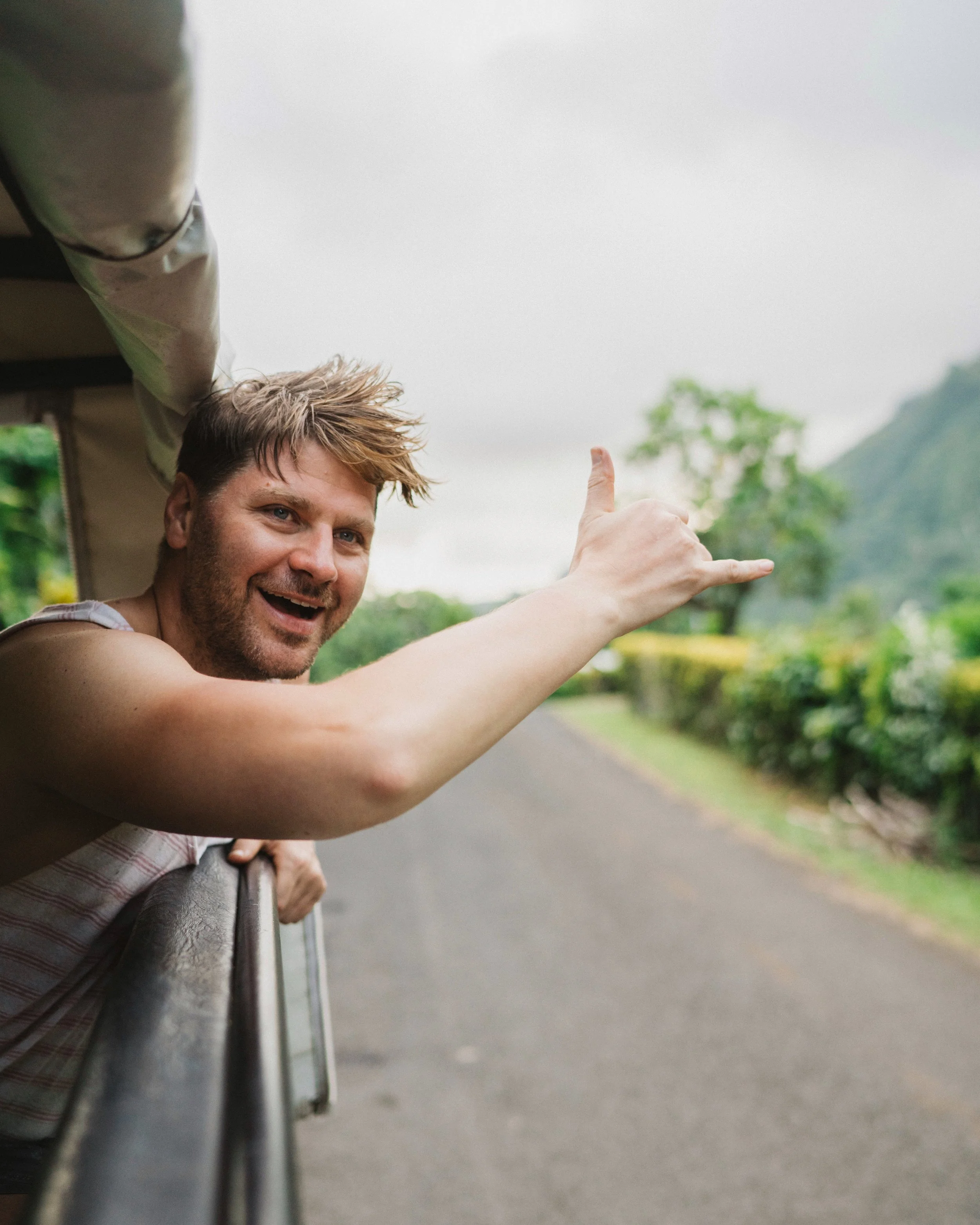 Hang Loose.