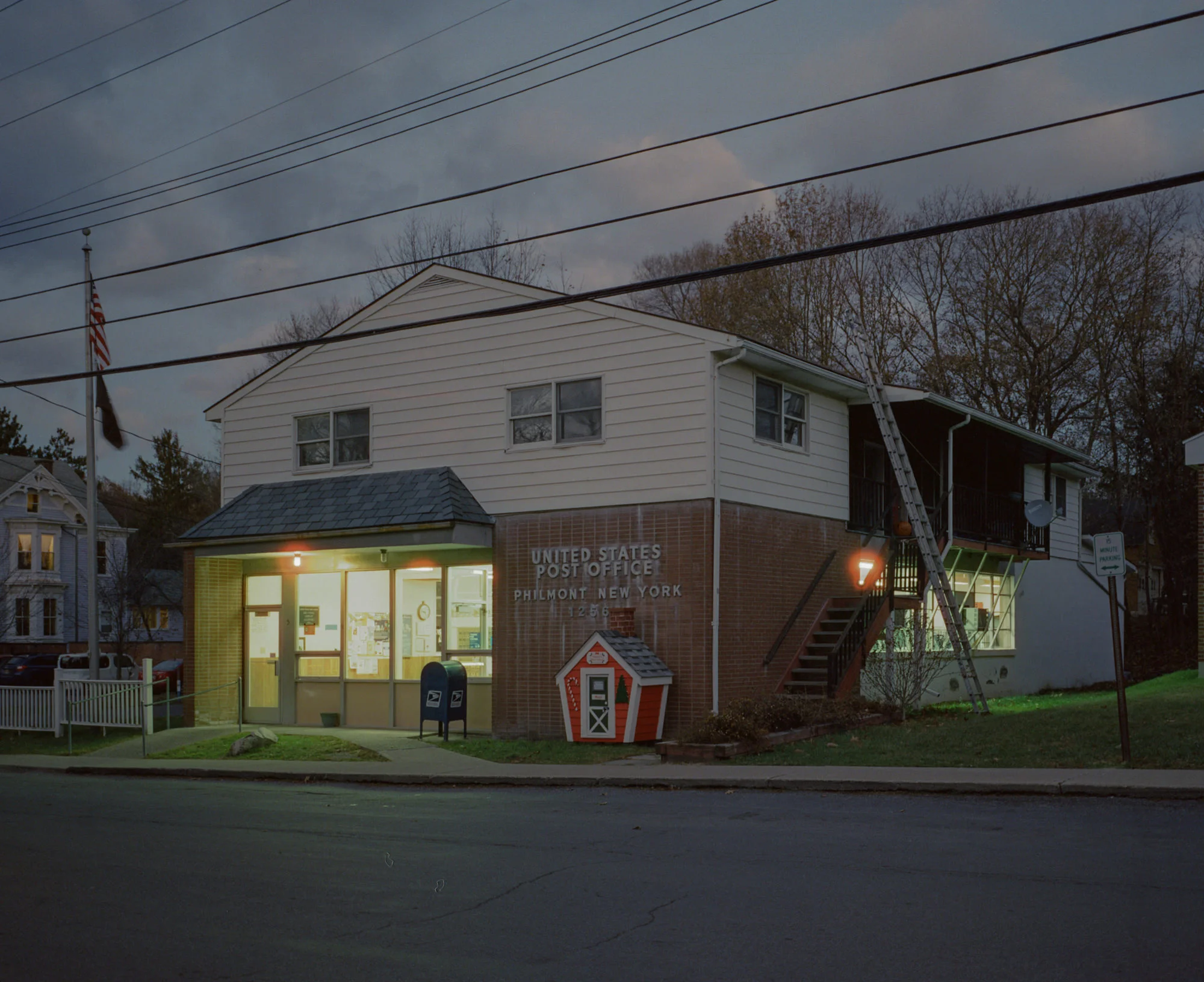 lawrence-braun-USPSBLUES-upstate-new-york-contemporary-landscape-photography-new-topography-0004.jpg