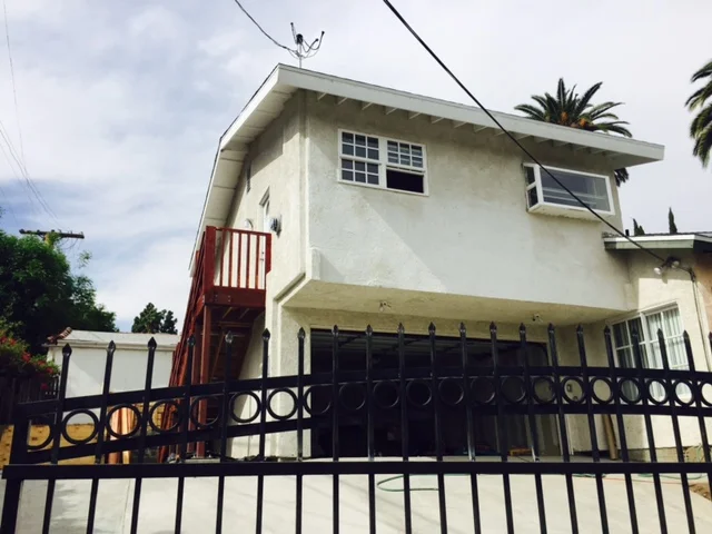 Walk to the lake and shops - Silver Lake rental