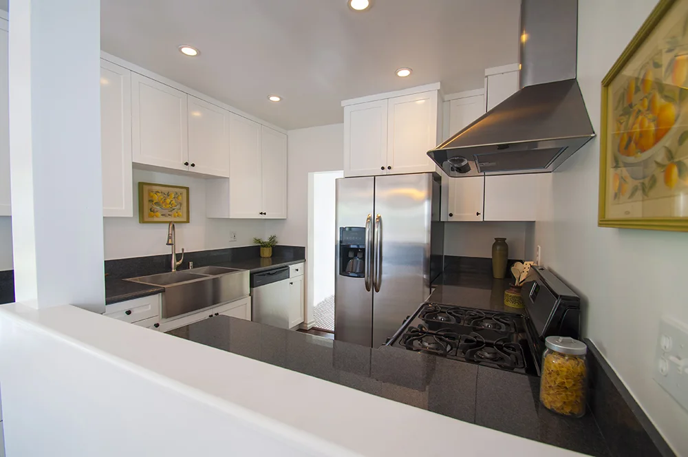 kitchen1_web.jpg