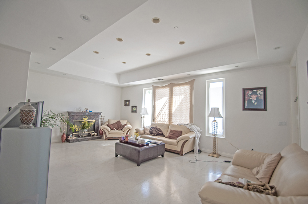 5-FamilyRoom1_web.jpg