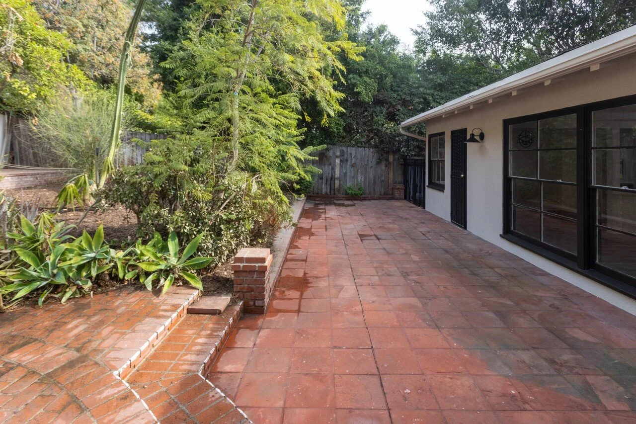 7965 Hollywood Blvd MLS-6 (MLS).jpg