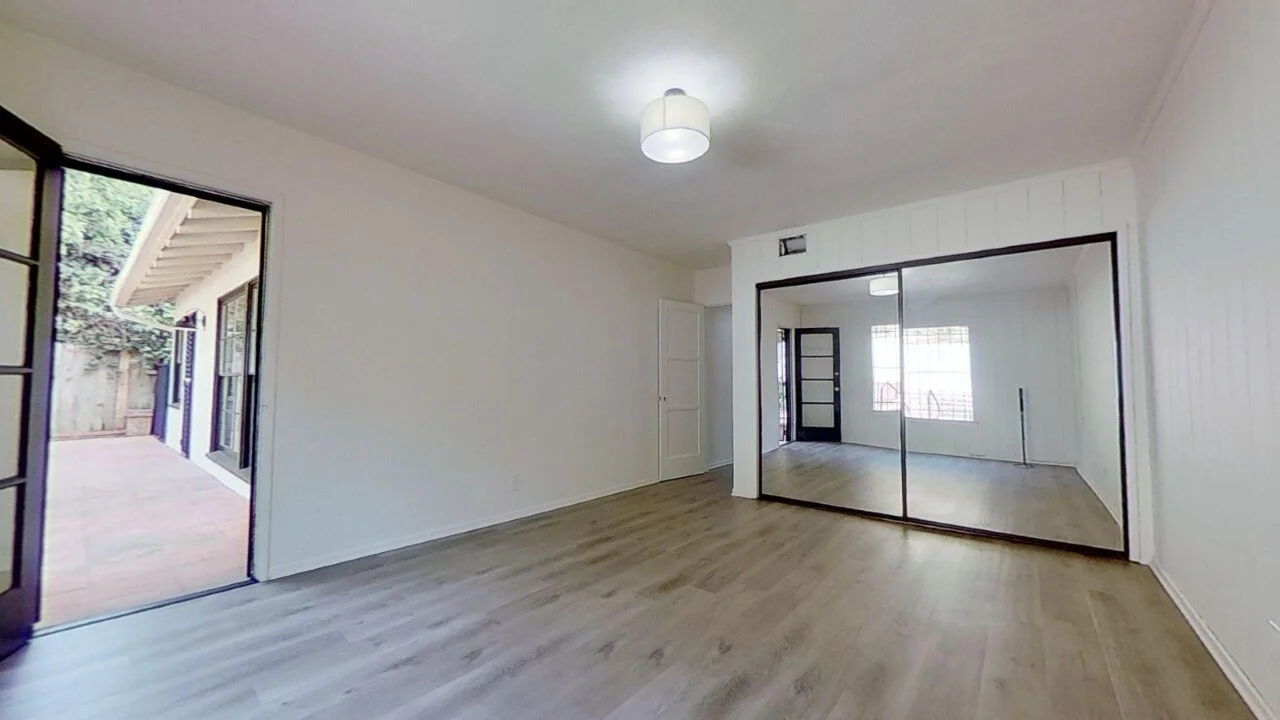 7965-Hollywood-Blvd-Master (MLS).jpg
