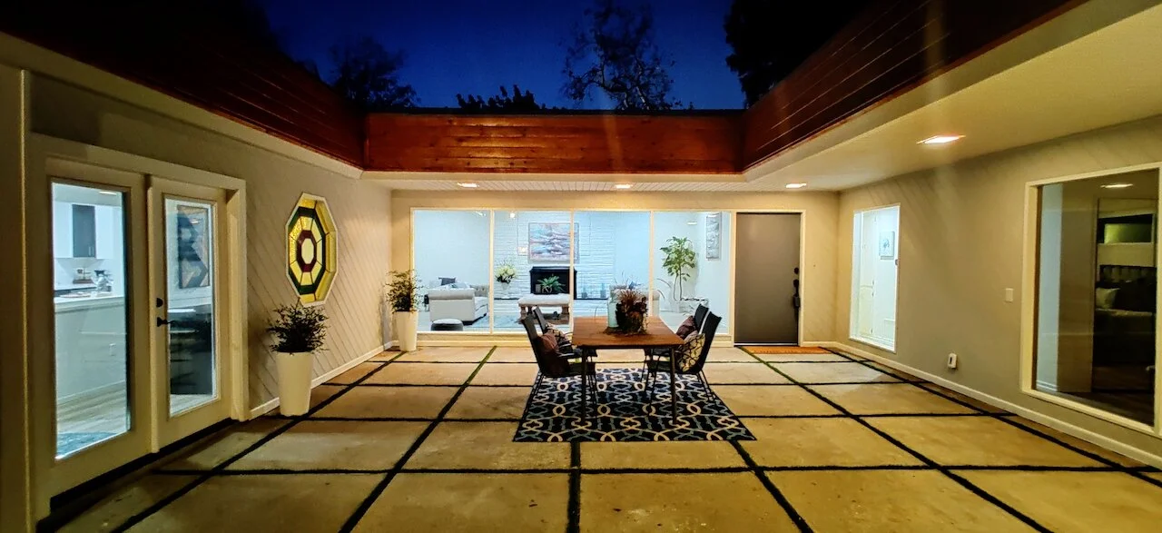Courtyard2_Photographic.jpg