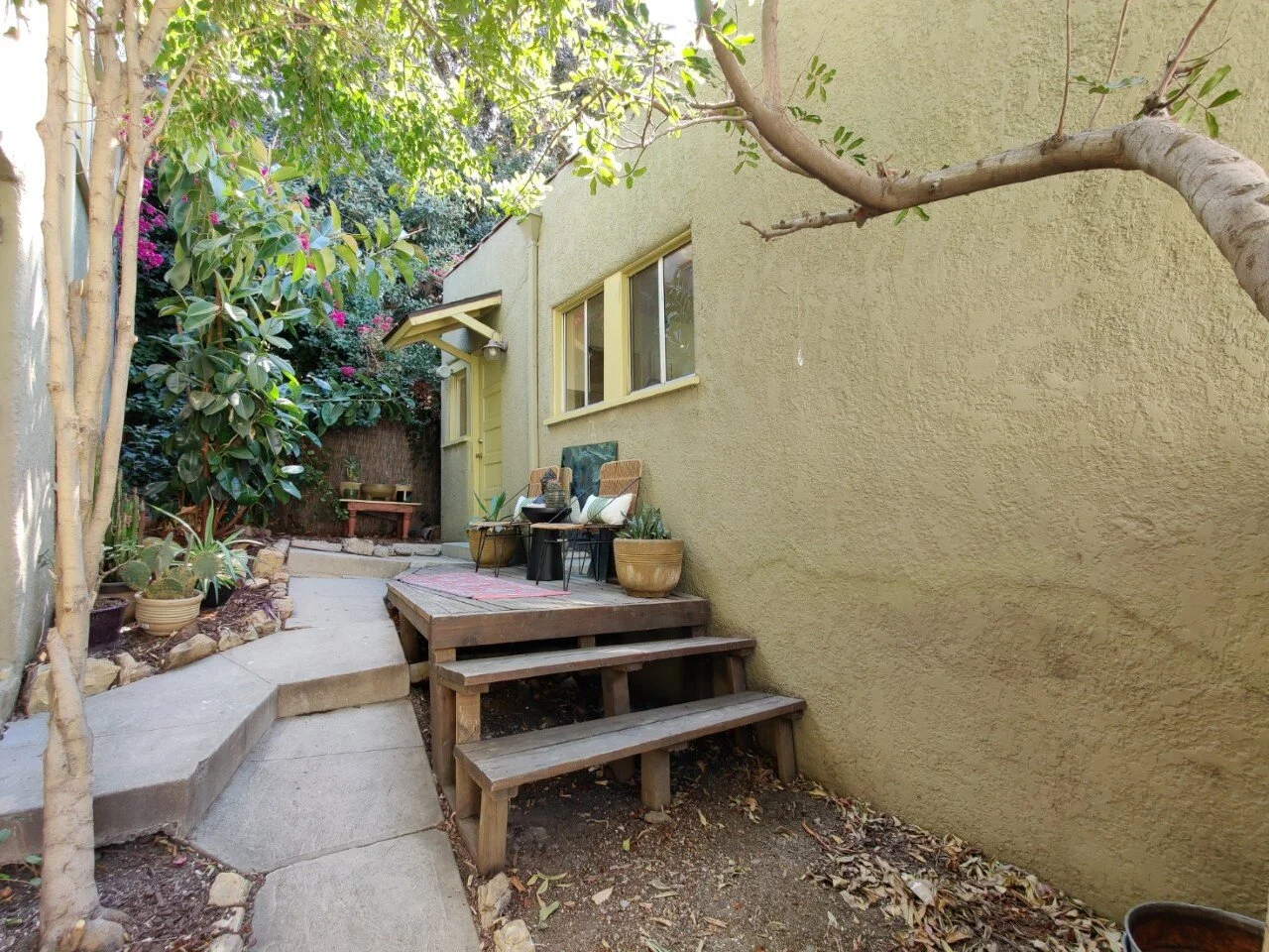 30-1308Patio (MLS).jpg